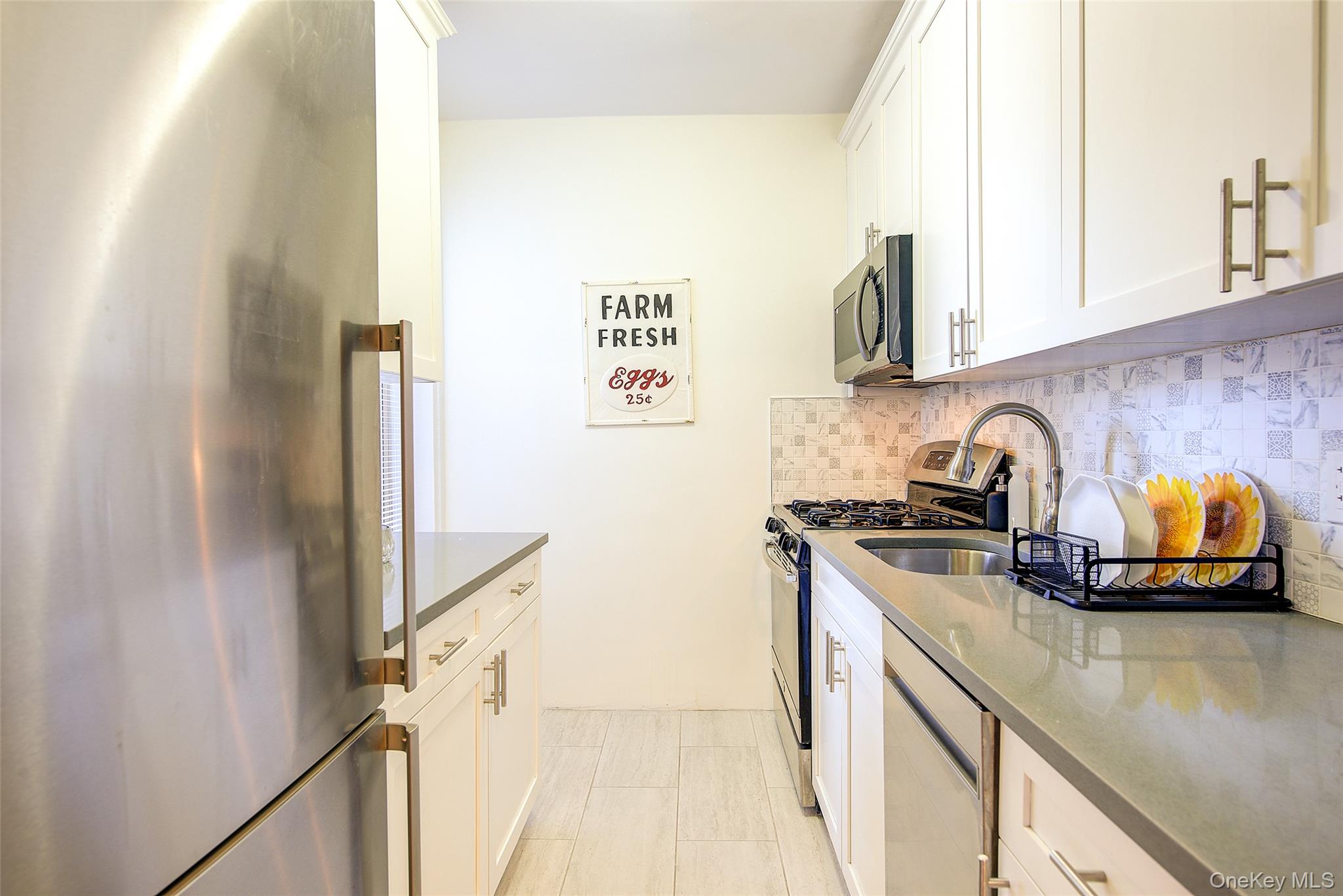 #15 photo, 77-35 113th Street, Forest Hills , NY 11375