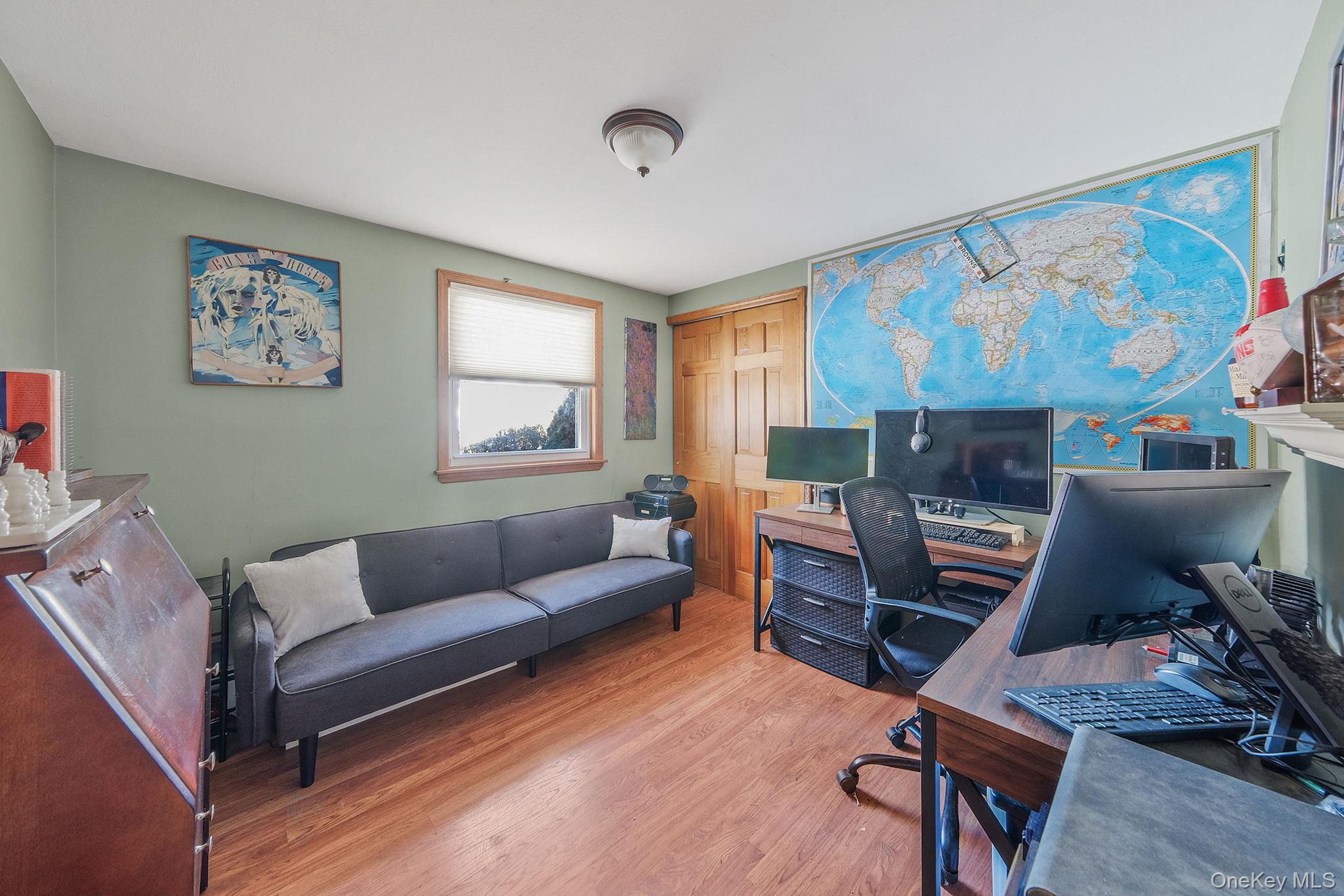 #20 photo, 14 Mount Wilson Avenue, Саффолк ‖ Farmingville , NY 11738