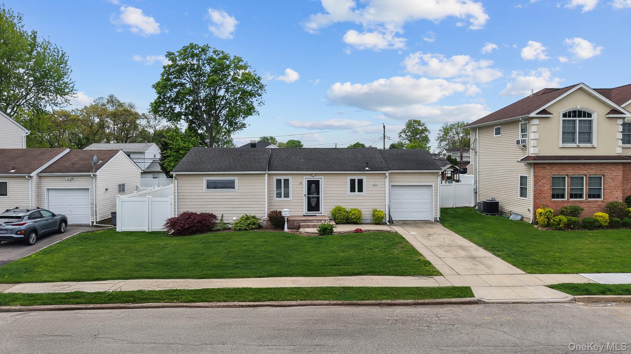 #2 photo, 21 Peter Lane, Нассау ‖ Plainview , NY 11803