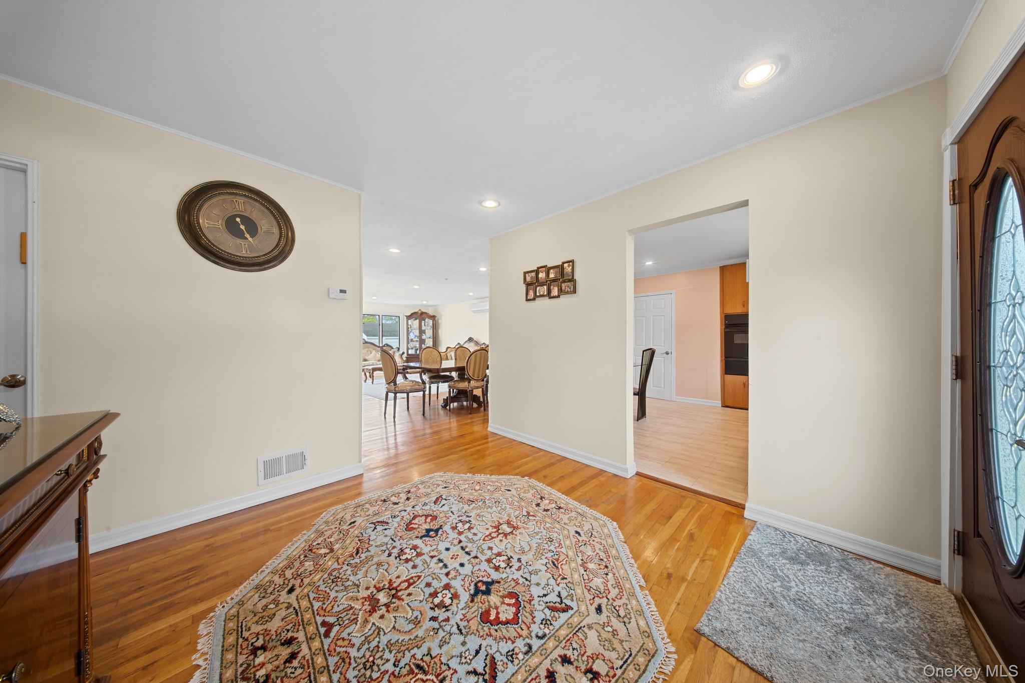 #4 photo, 21 Peter Lane, Нассау ‖ Plainview , NY 11803