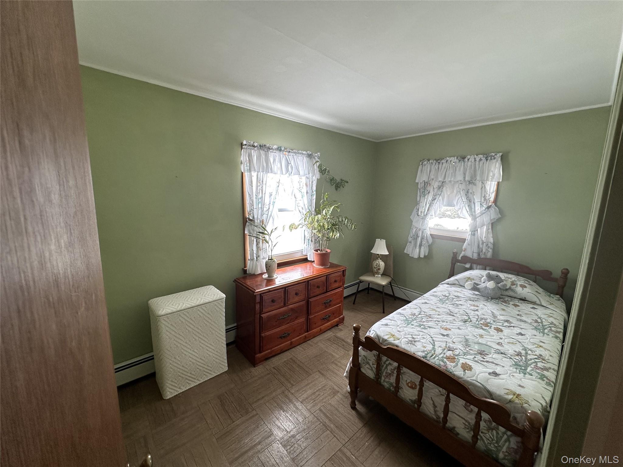 #7 photo, 63 Morning Glory Road, Levittown , NY 11756