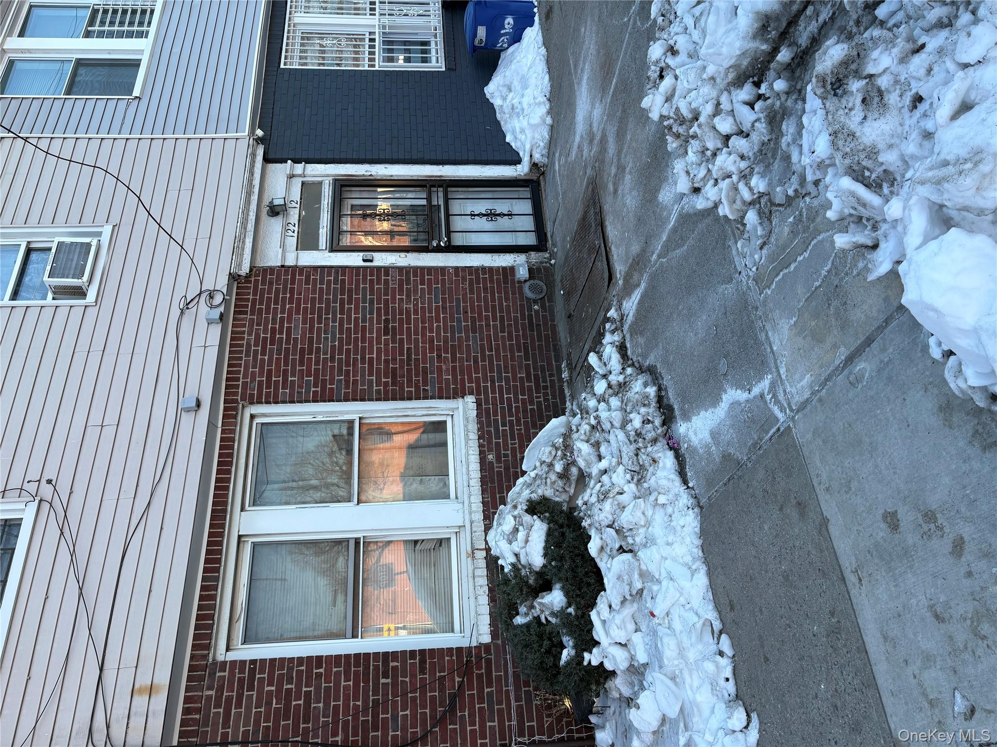 #2 photo, 12212 Montauk Street, 皇后区 Springfield Gardens , NY 11413