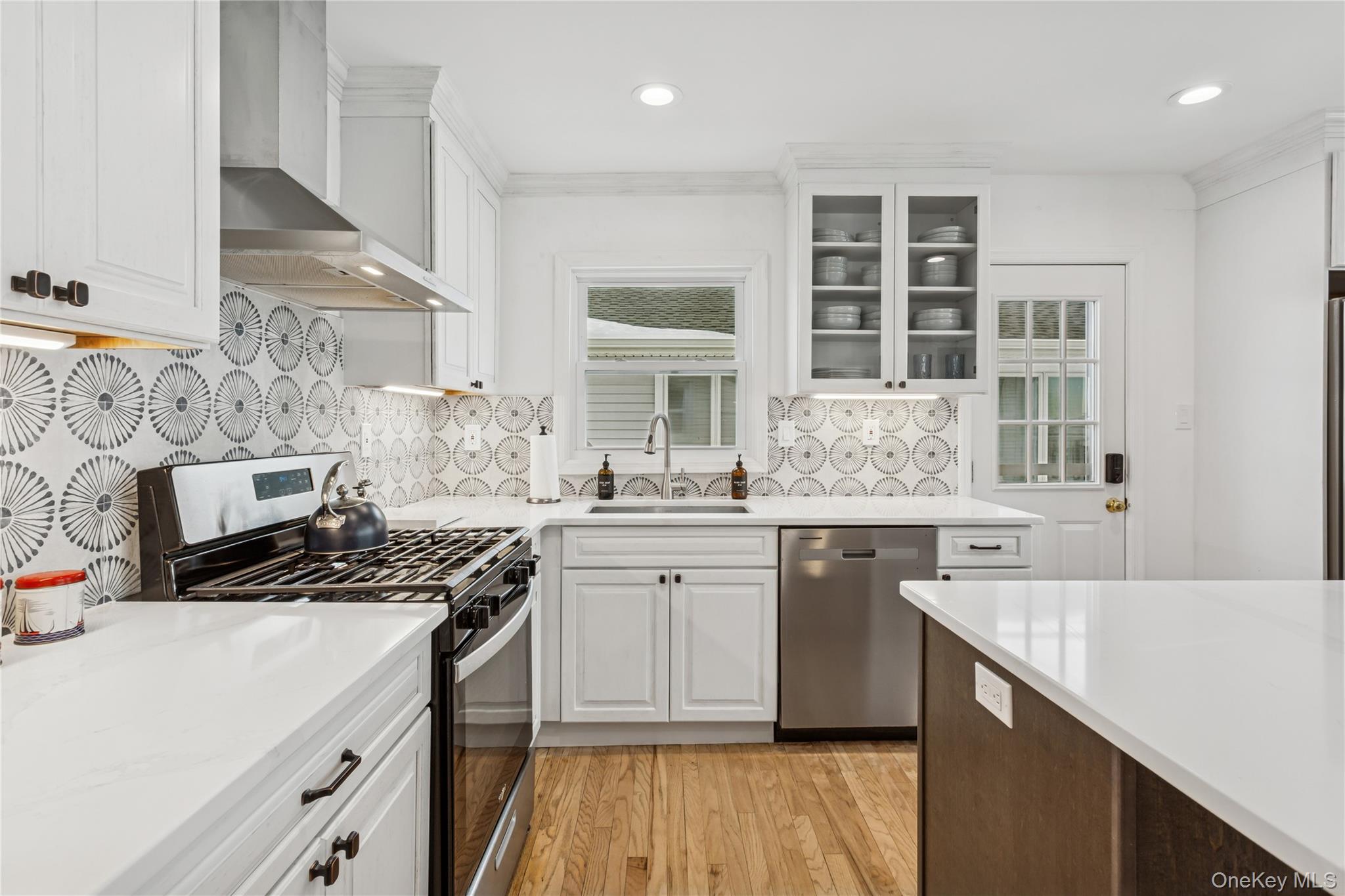 #13 photo, 246 W Bay Drive, Long Beach , NY 11561