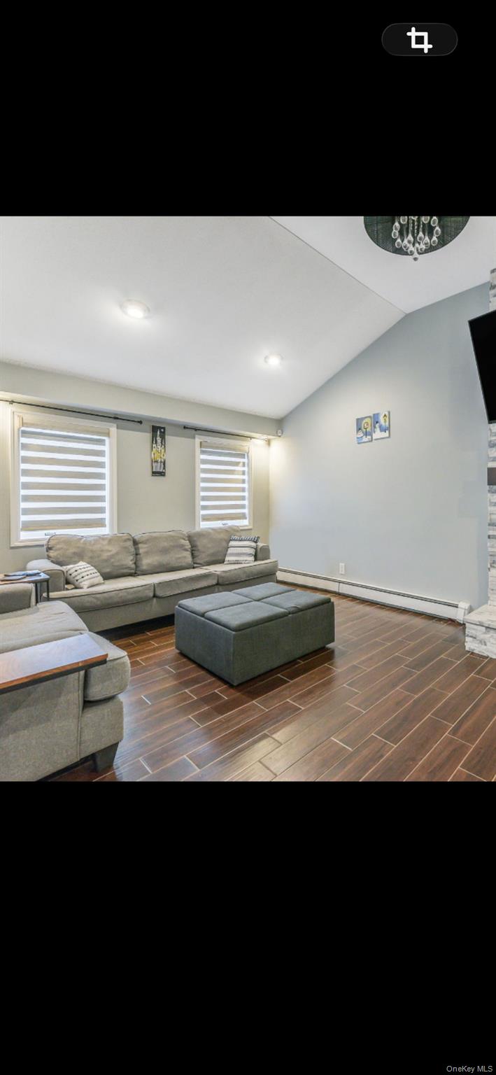 #2 photo, 117 Wright Avenue, מחוז סאפוק Deer Park , NY 11729