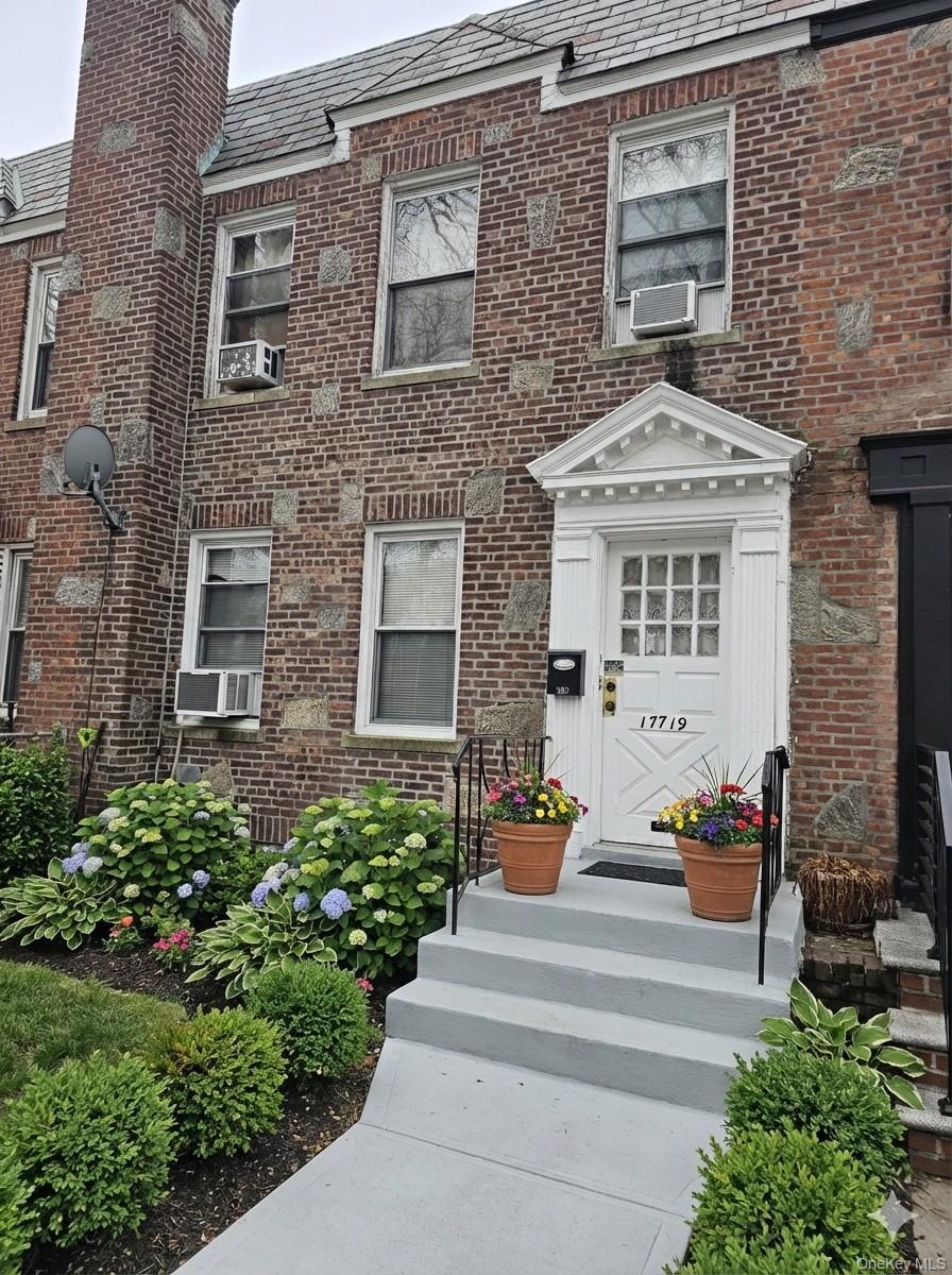 #1 photo, 17719 Troutville Roads, קווינס Jamaica , NY 11434