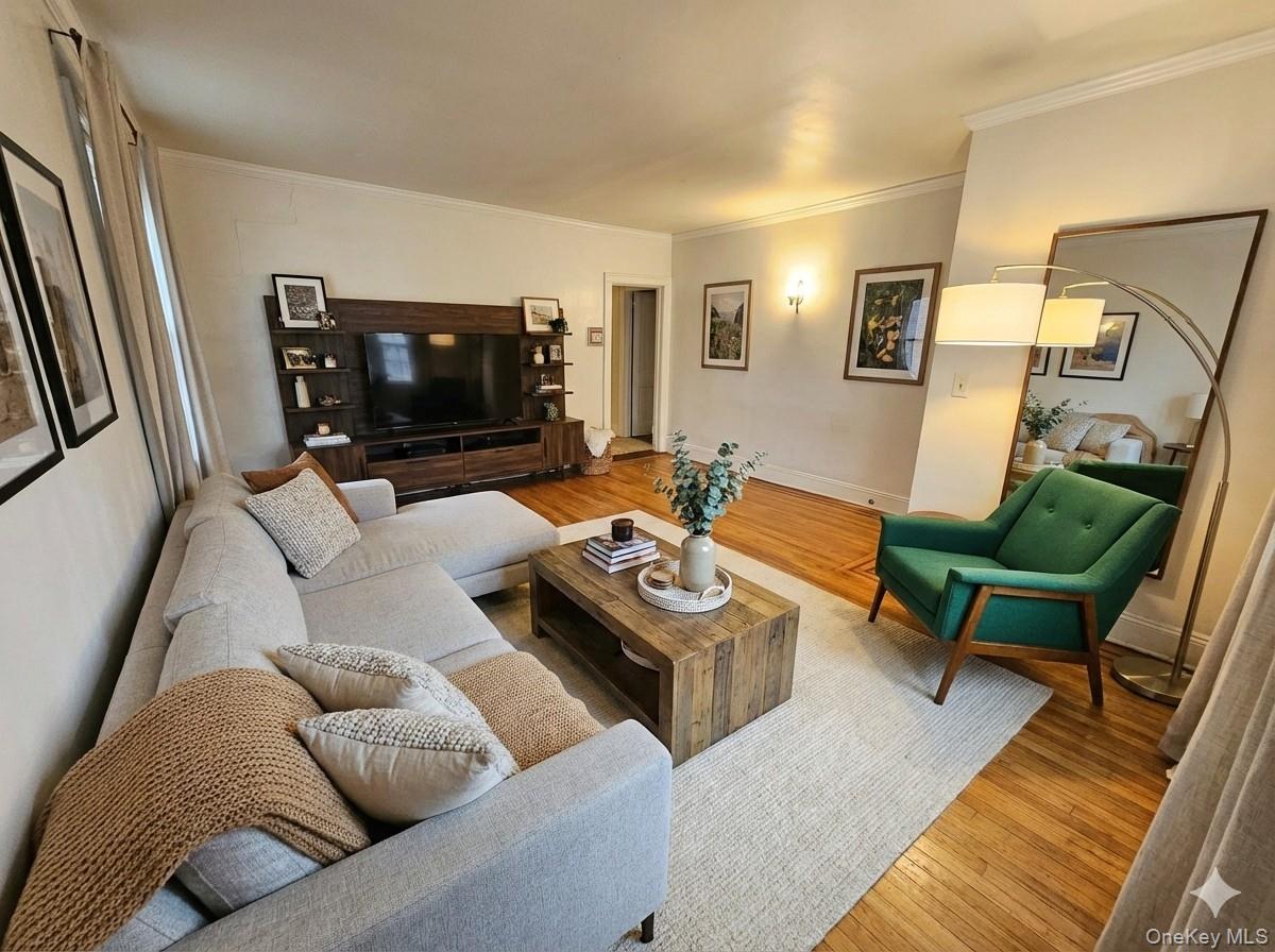 #2 photo, 17719 Troutville Roads, קווינס Jamaica , NY 11434