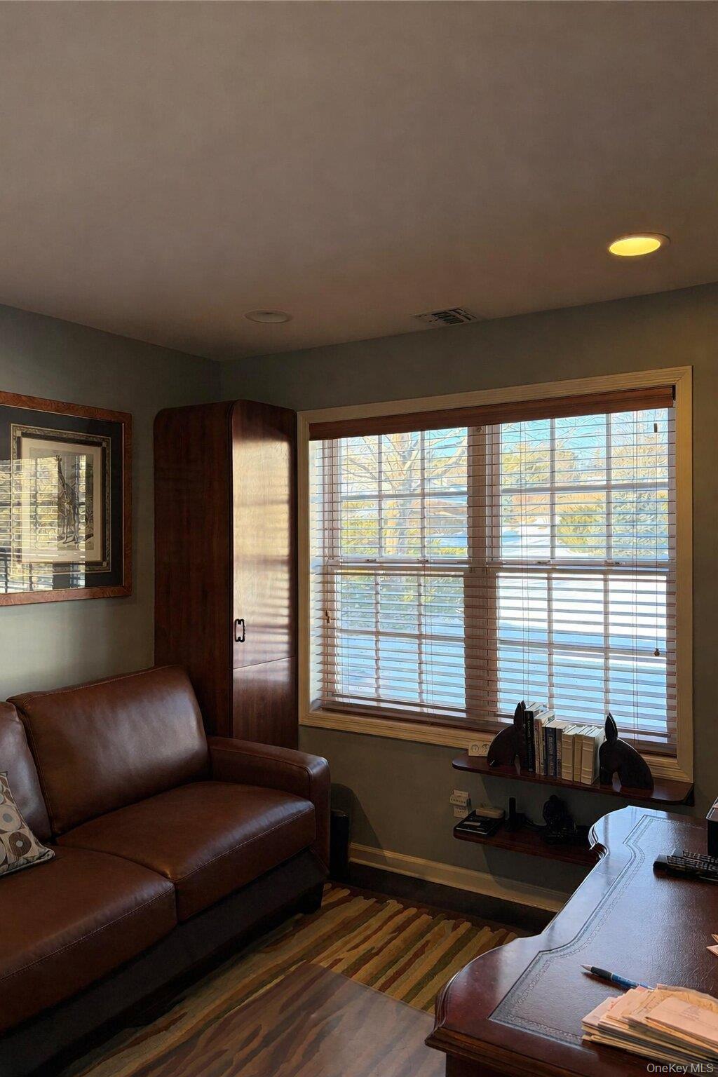 #11 photo, 843 Madeira Boulevard, Melville , NY 11747