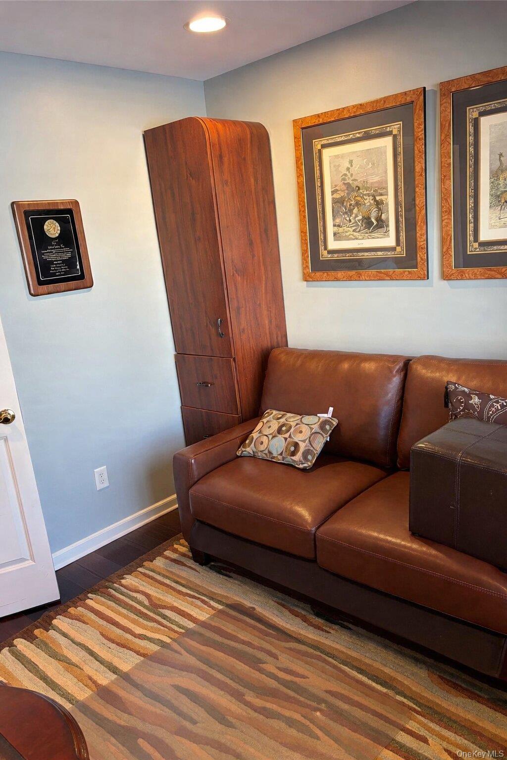 #12 photo, 843 Madeira Boulevard, Melville , NY 11747