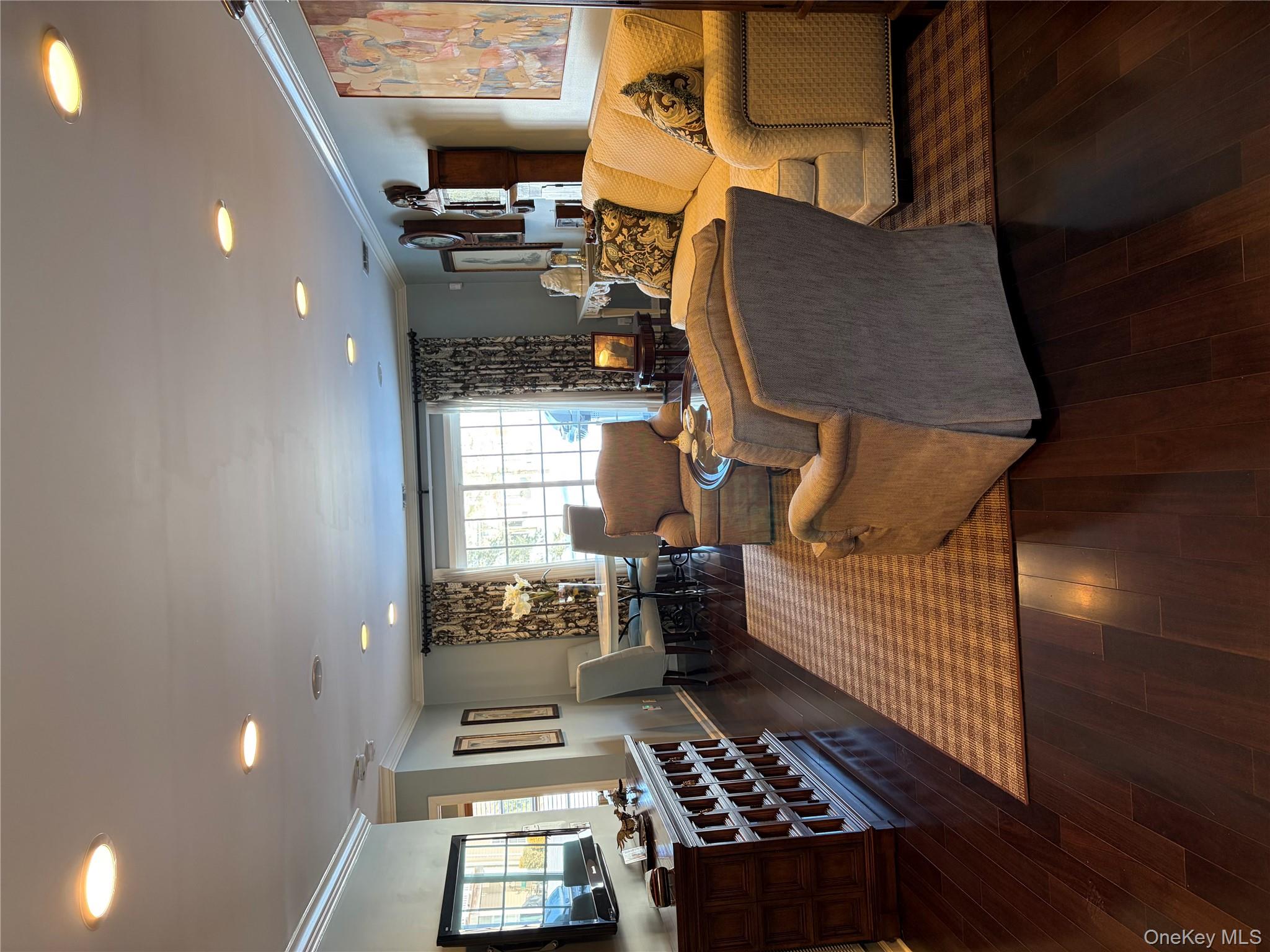 #3 photo, 843 Madeira Boulevard, Melville , NY 11747