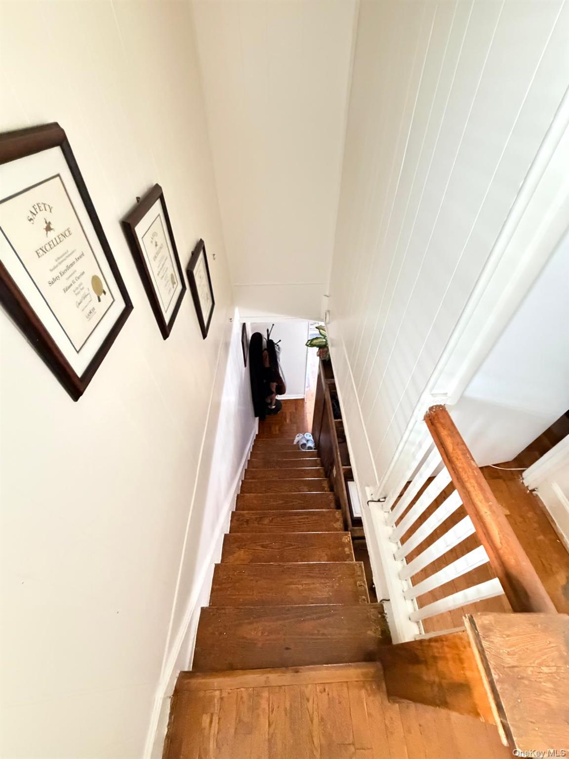 #15 photo, 9726 133rd Street, Richmond Hill S. , NY 11419