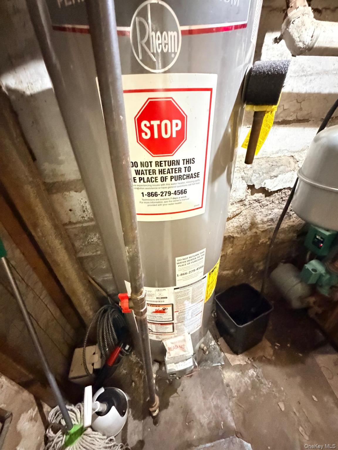 #18 photo, 9726 133rd Street, Richmond Hill S. , NY 11419