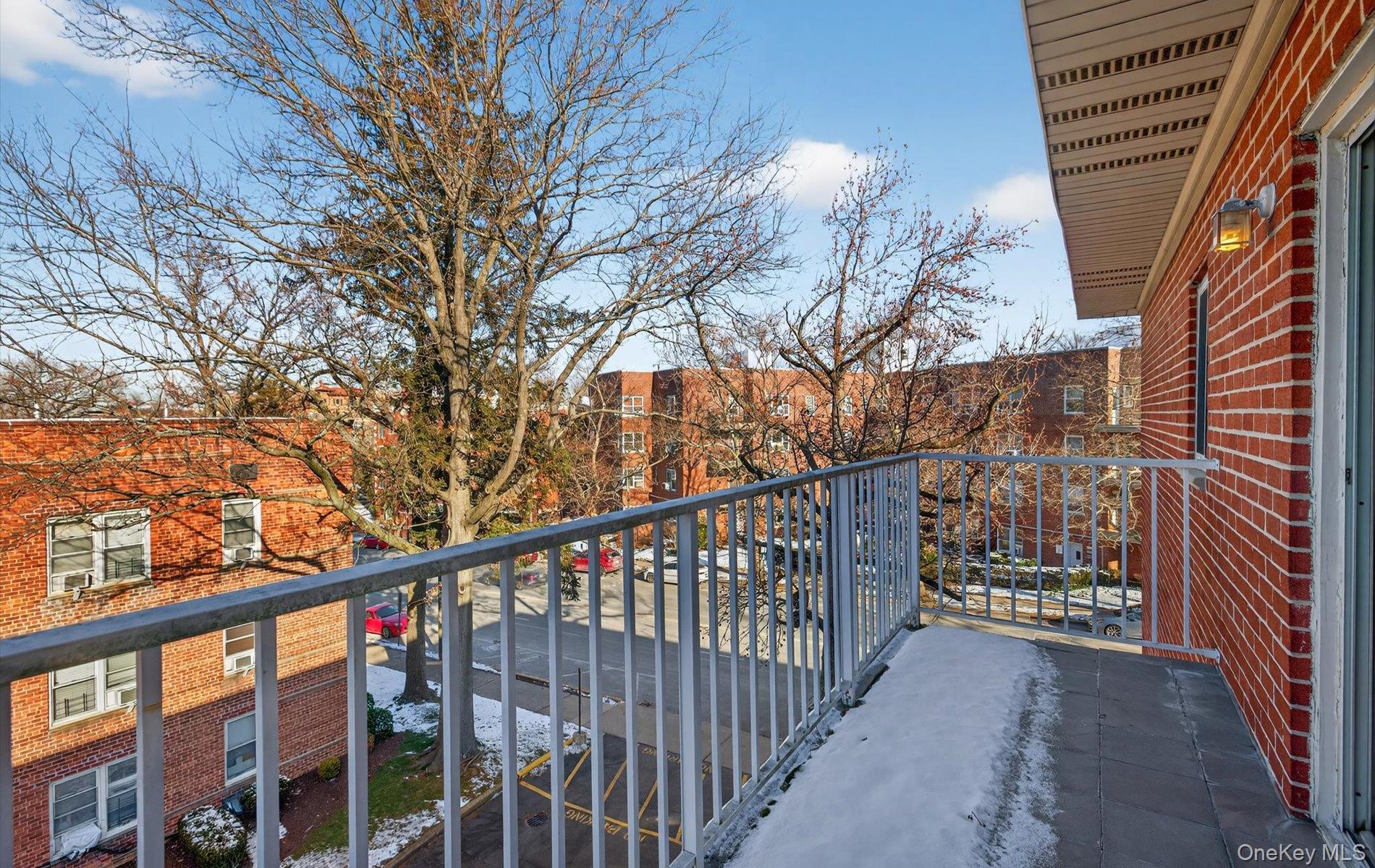 #10 photo, 100 S Middle Neck Road, Great Neck , NY 11021