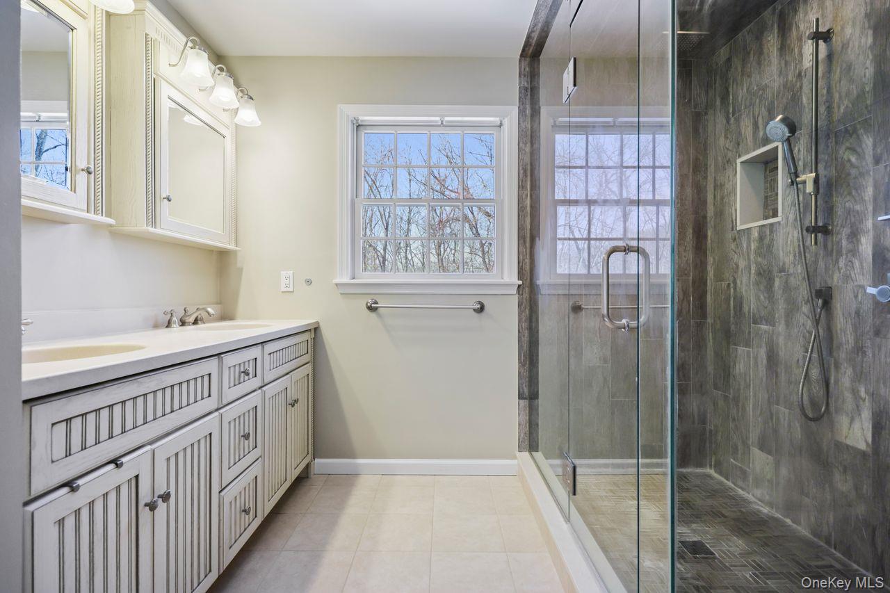 #18 photo, 10 Jennifer Lane, Carmel , NY 10512