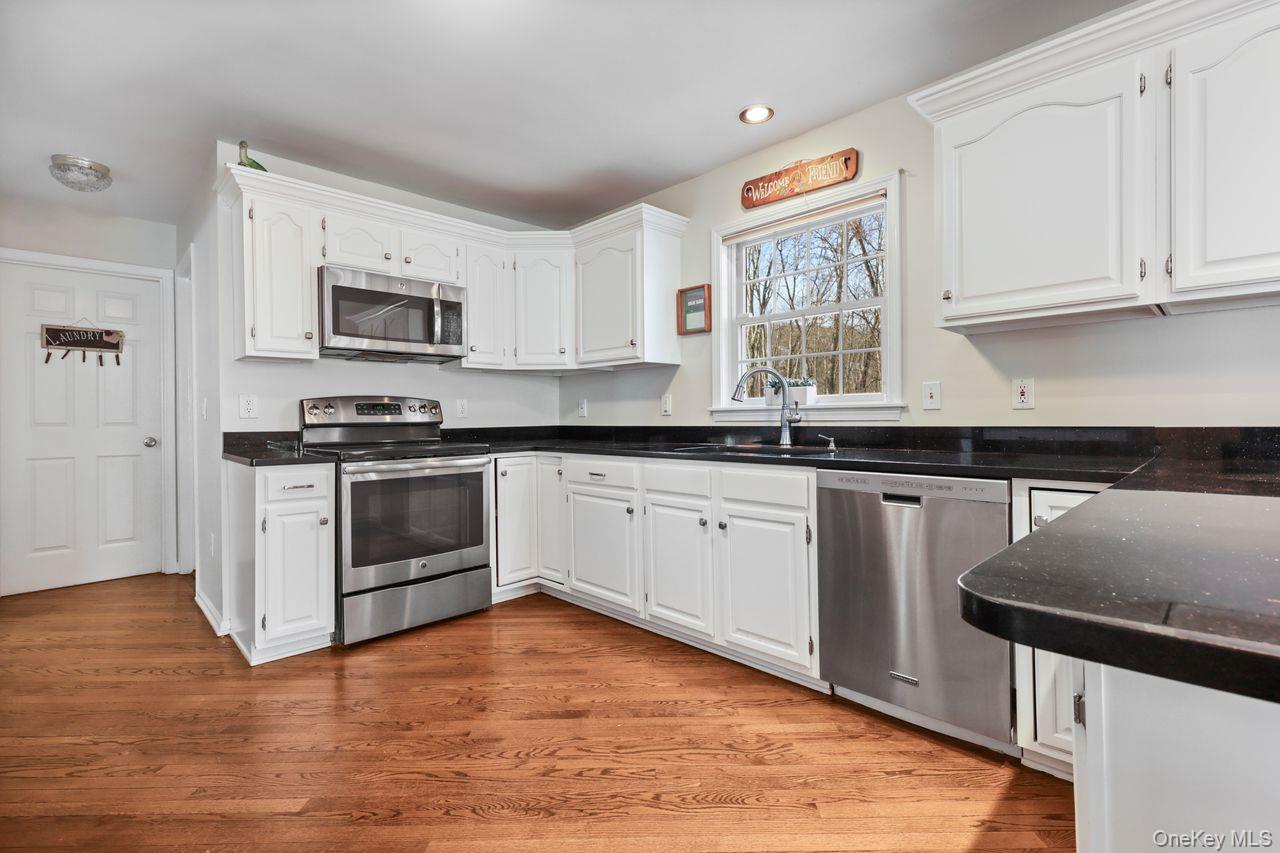 #4 photo, 10 Jennifer Lane, Carmel , NY 10512