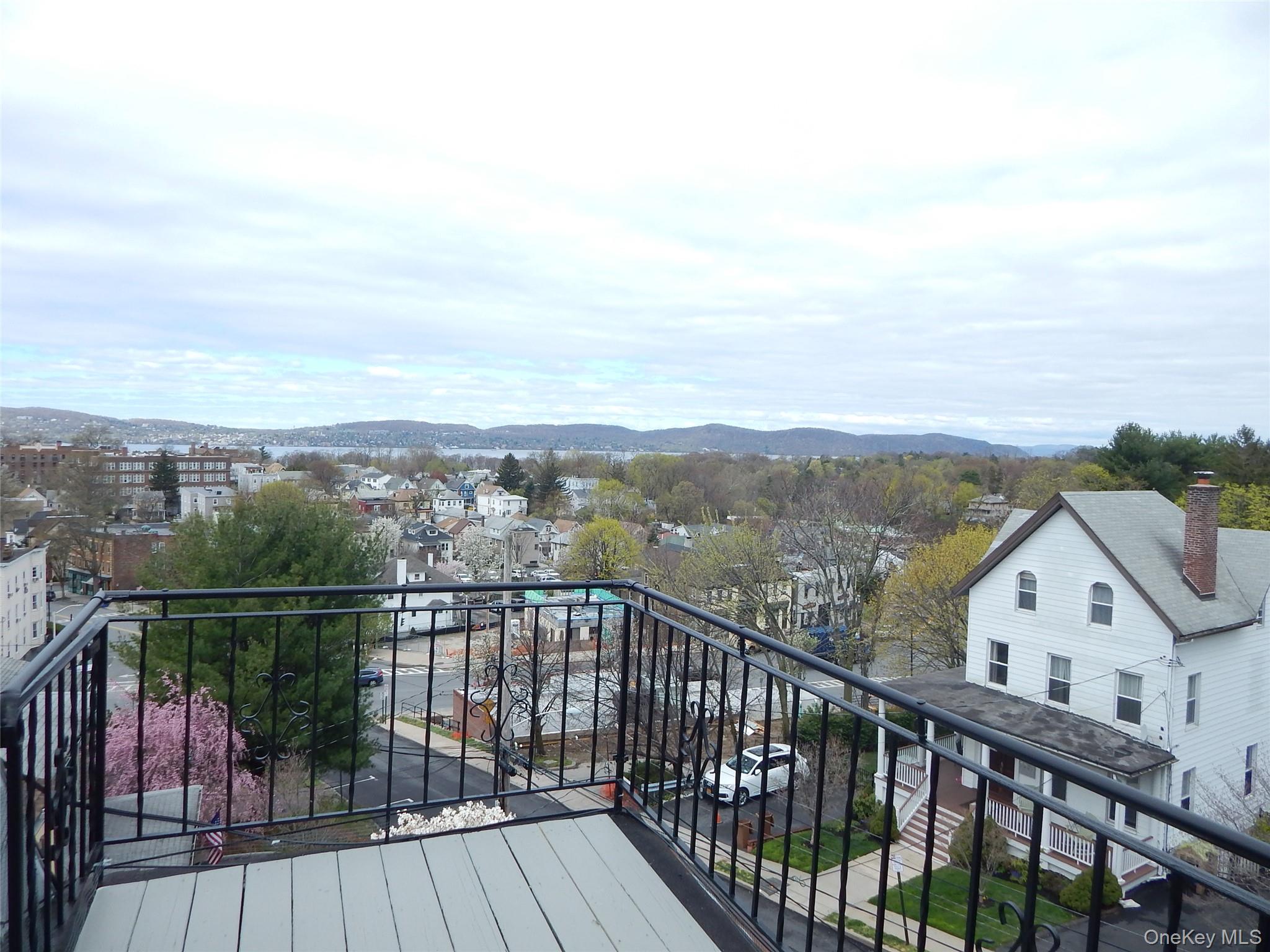 #1 photo, 20 Hudson Terrace, Sleepy Hollow , NY 10591