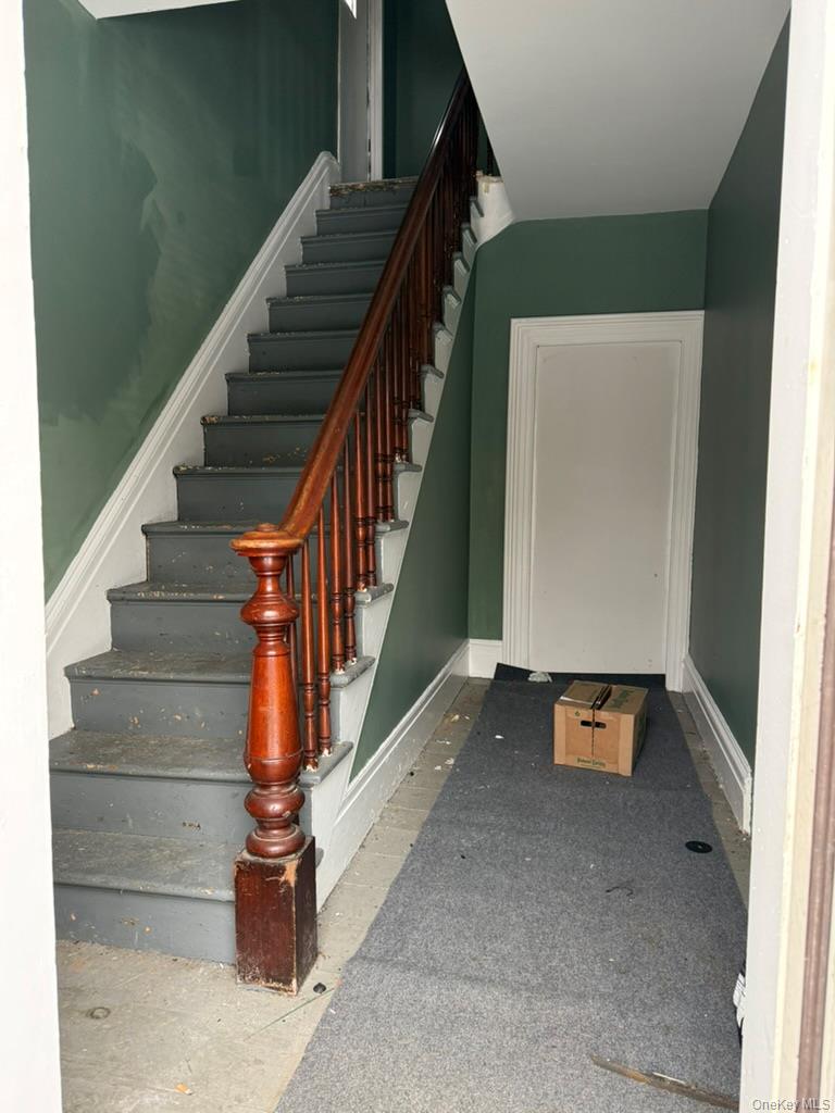 #19 photo, 19 Bloomingburg Road, Middletown , NY 10940