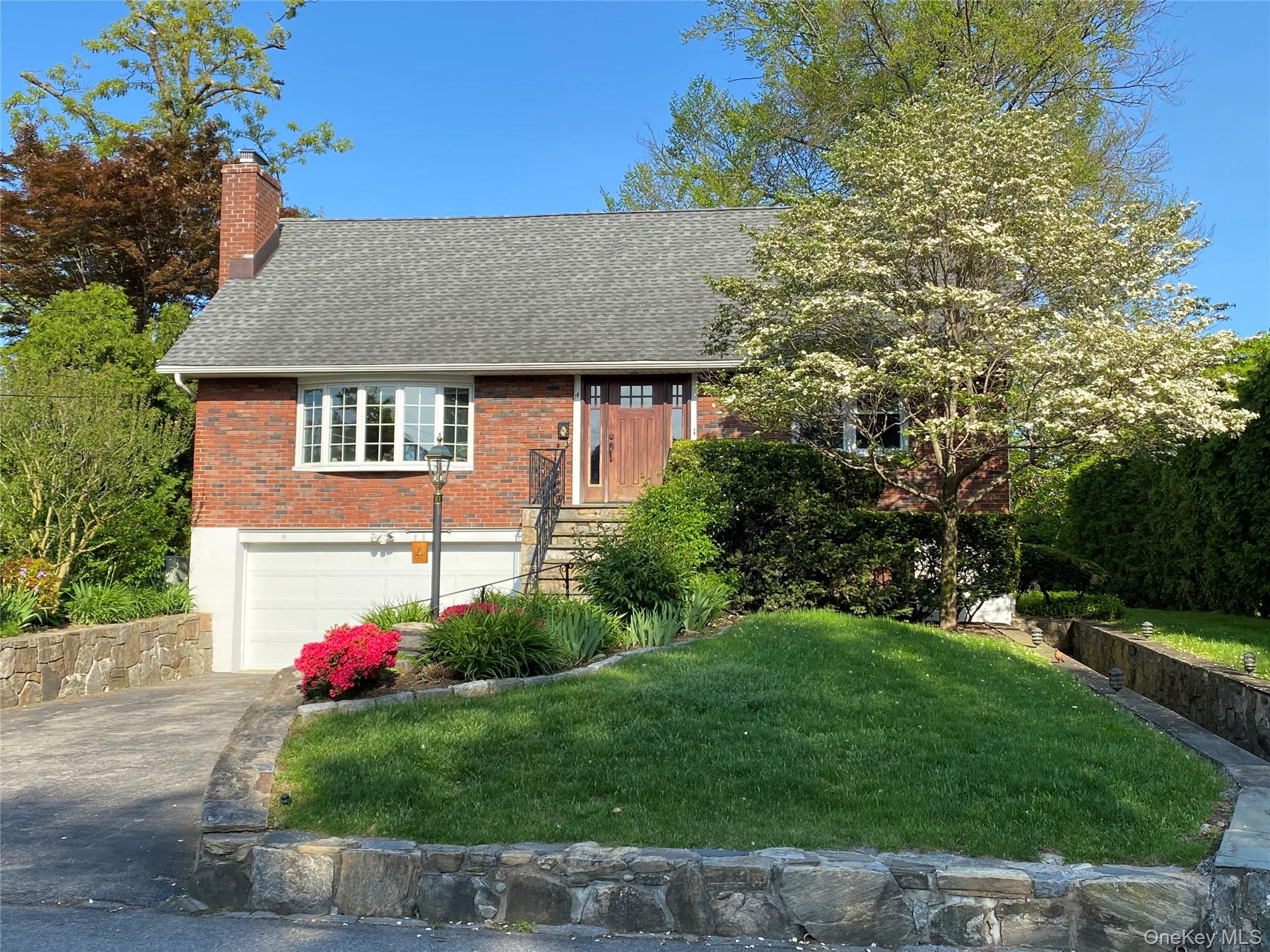 #1 photo, 4 Knollwood Road, Eastchester , NY 10709