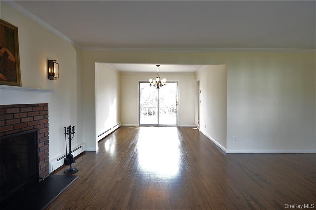 #11 photo, 4 Knollwood Road, Eastchester , NY 10709