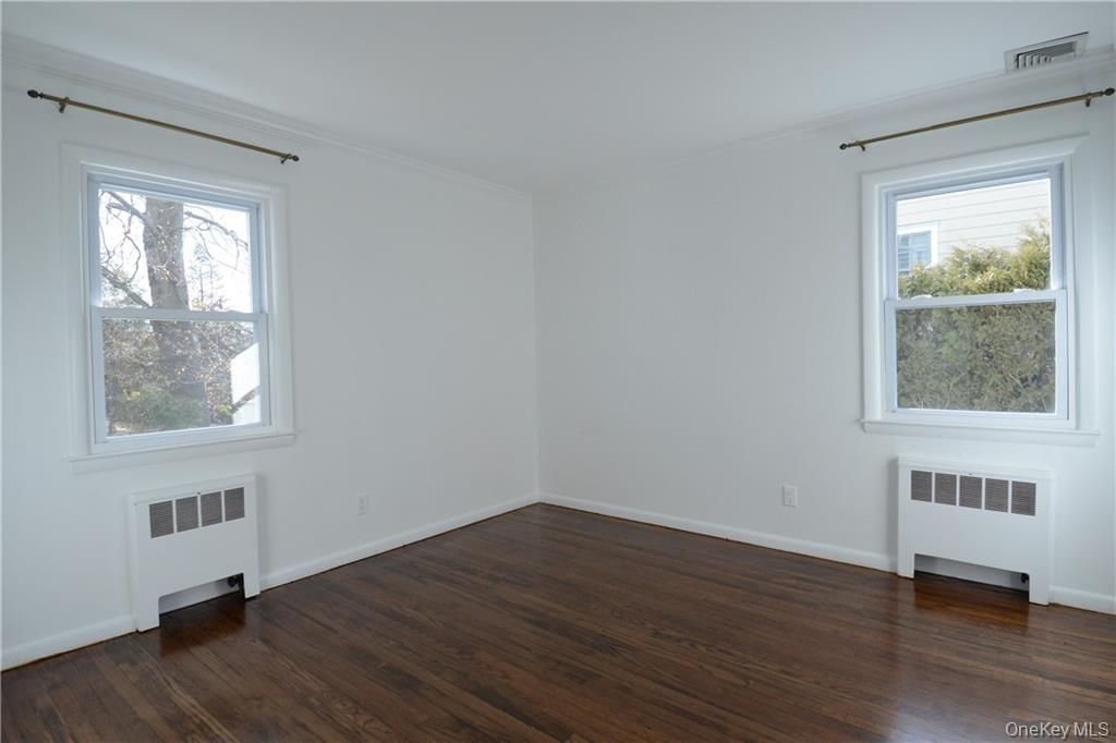 #17 photo, 4 Knollwood Road, Eastchester , NY 10709