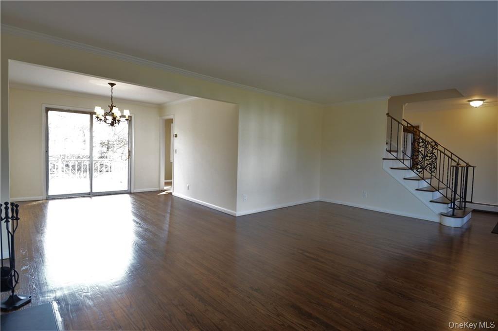 #9 photo, 4 Knollwood Road, Eastchester , NY 10709