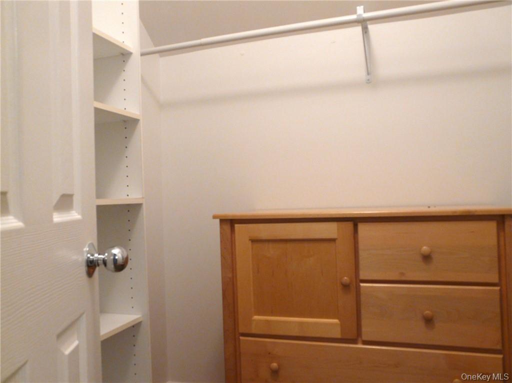 #17 photo, 210 Sandpiper Court, Yorktown Heights , NY 10598