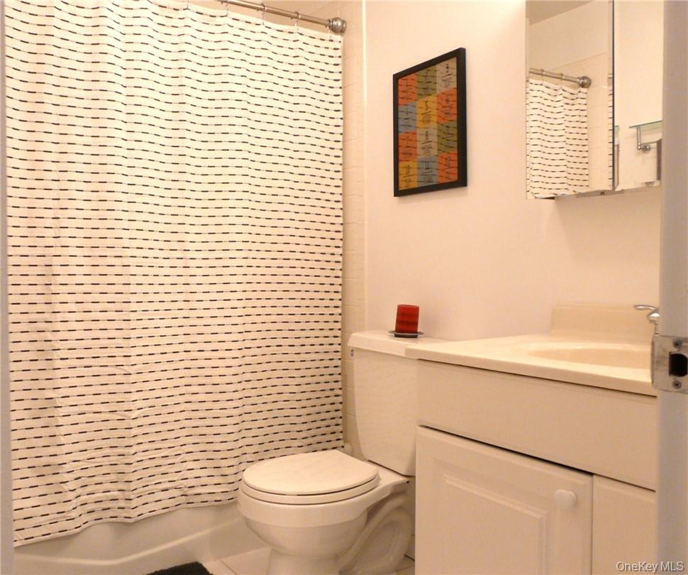 #19 photo, 210 Sandpiper Court, Yorktown Heights , NY 10598