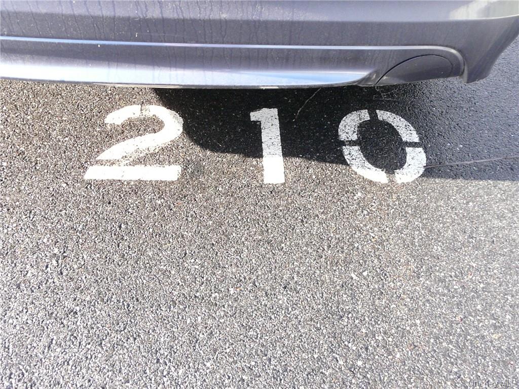 #3 photo, 210 Sandpiper Court, Yorktown Heights , NY 10598