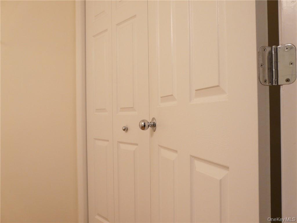 #6 photo, 210 Sandpiper Court, Yorktown Heights , NY 10598