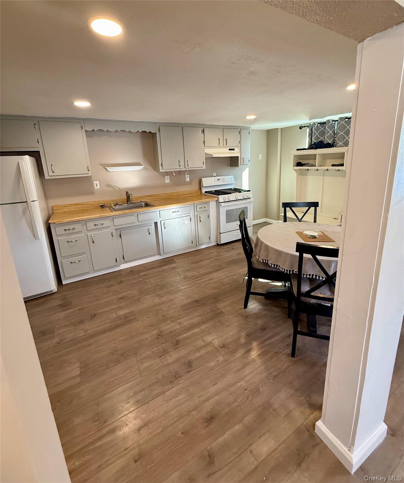 #4 photo, 14 Alary Road, Lagrangeville , NY 12540