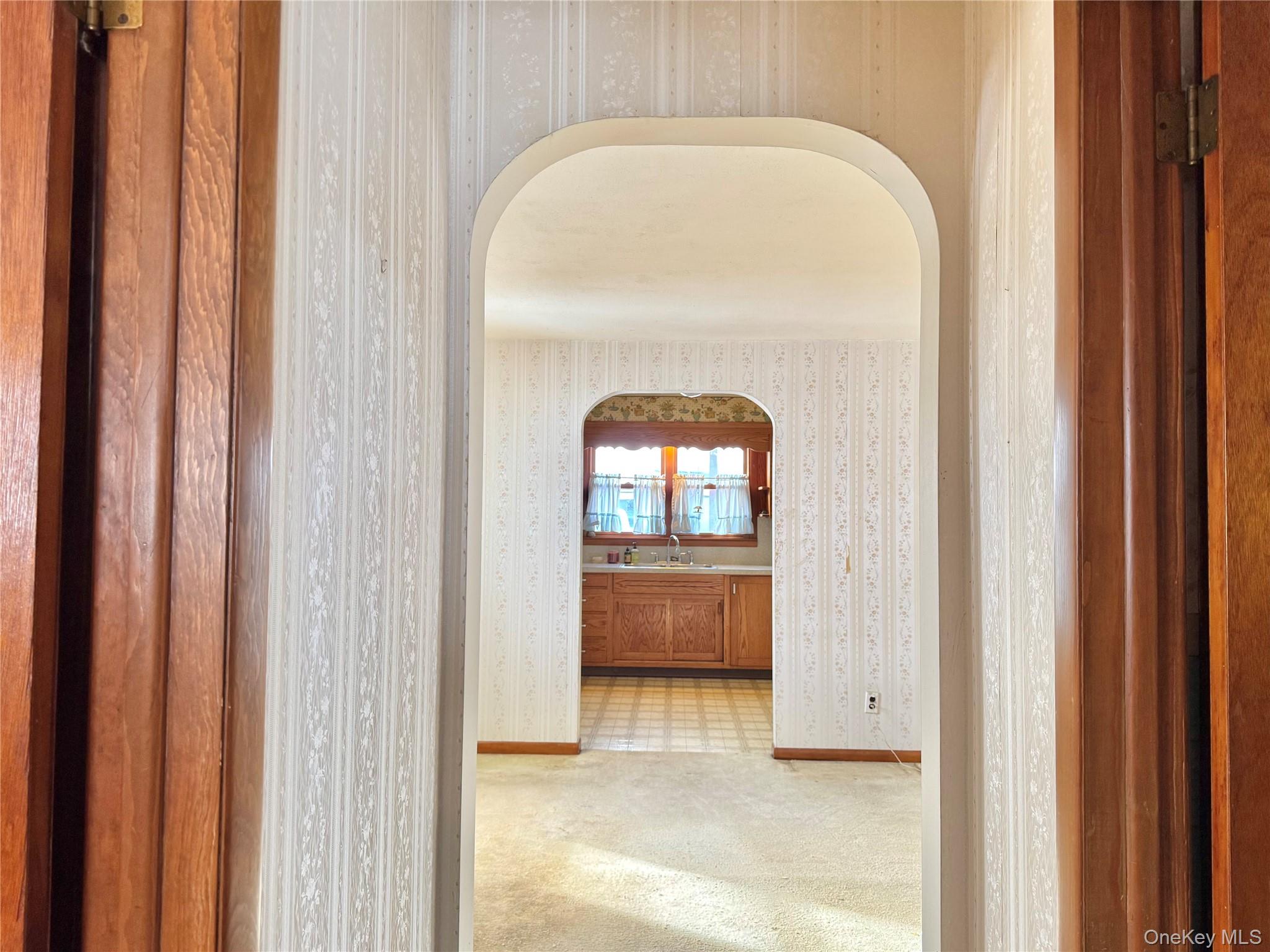 #8 photo, 142 Broome Street, Catskill , NY 12414