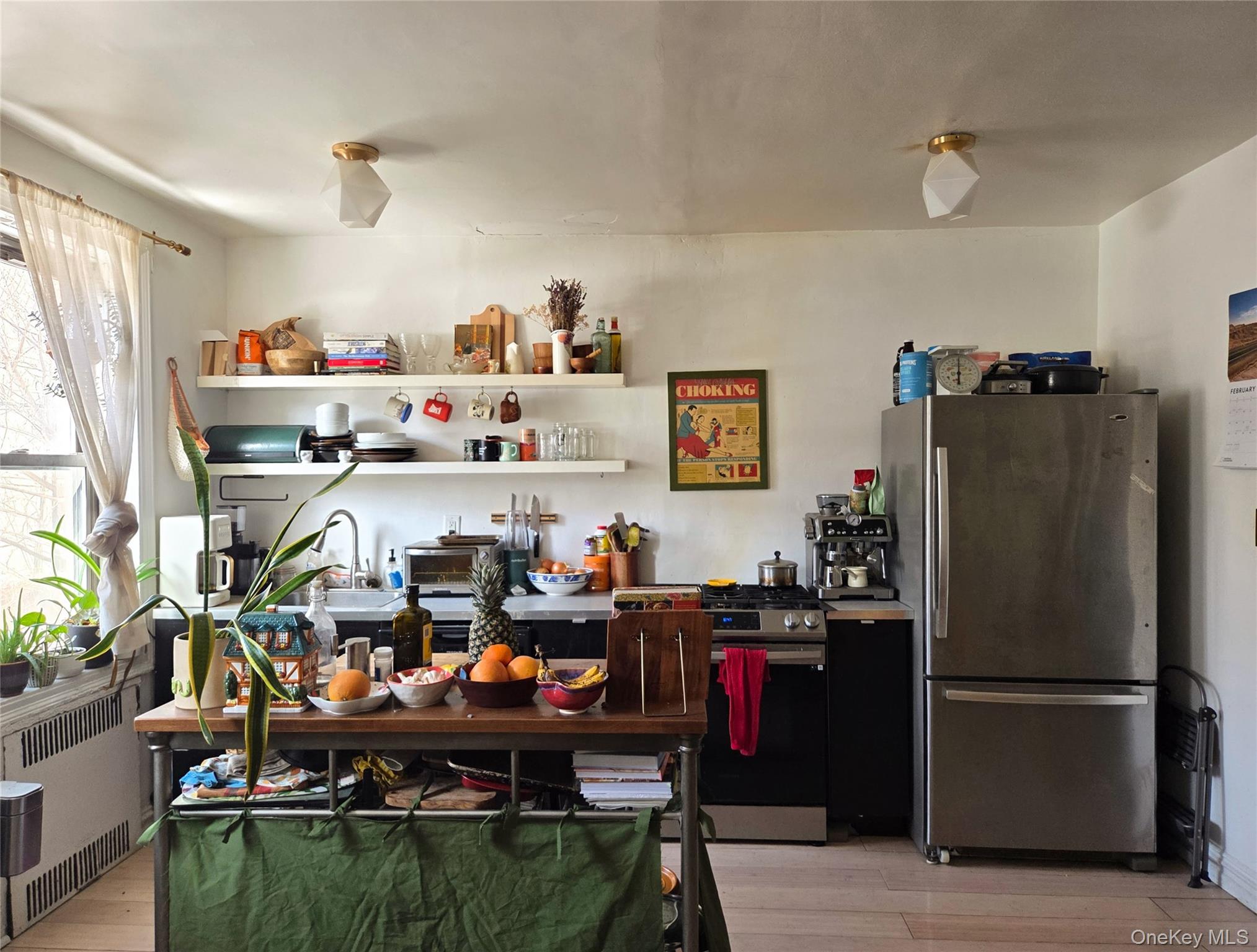 #1 photo, 192 E 8th Street, Бруклин ‖ Brooklyn , NY 11218