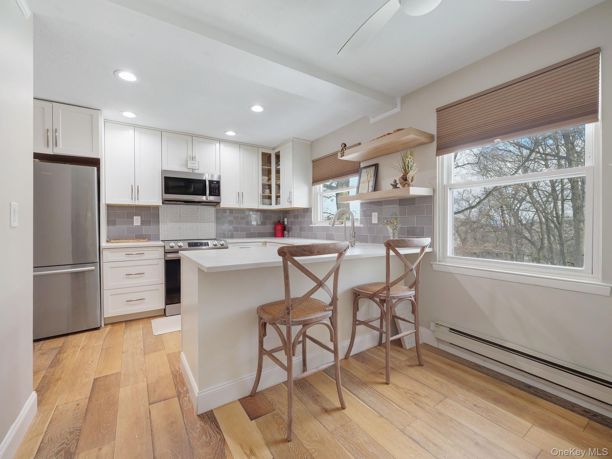 #1 photo, 552 Sierra Vista Lane, Valley Cottage , NY 10989