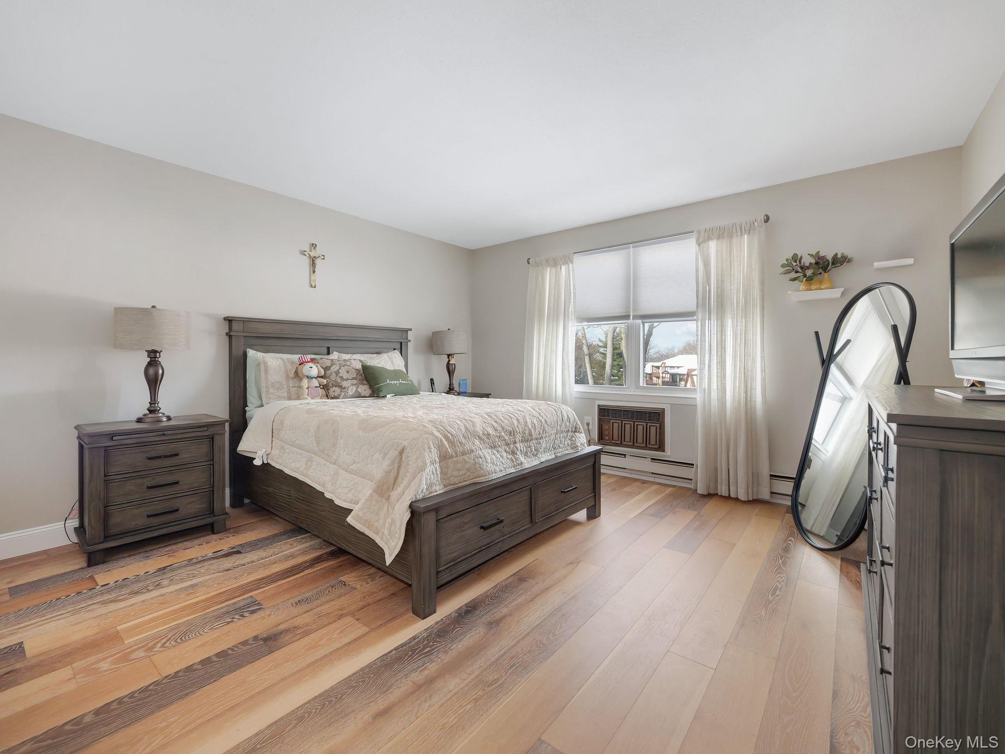 #18 photo, 552 Sierra Vista Lane, Valley Cottage , NY 10989