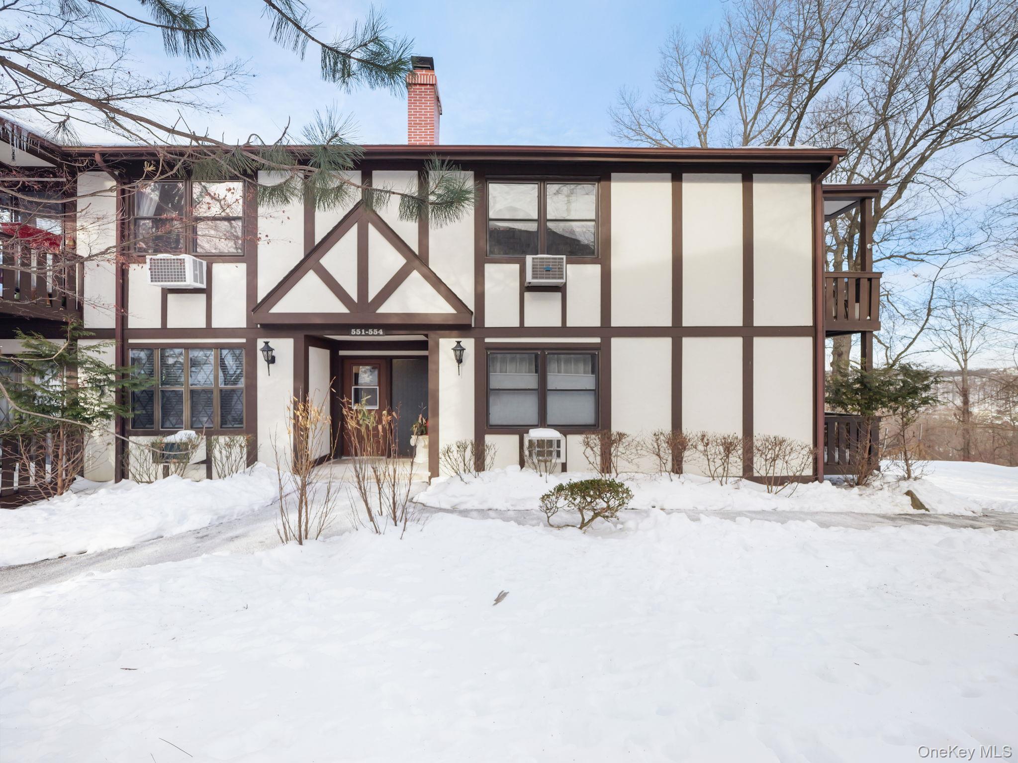 #2 photo, 552 Sierra Vista Lane, Valley Cottage , NY 10989