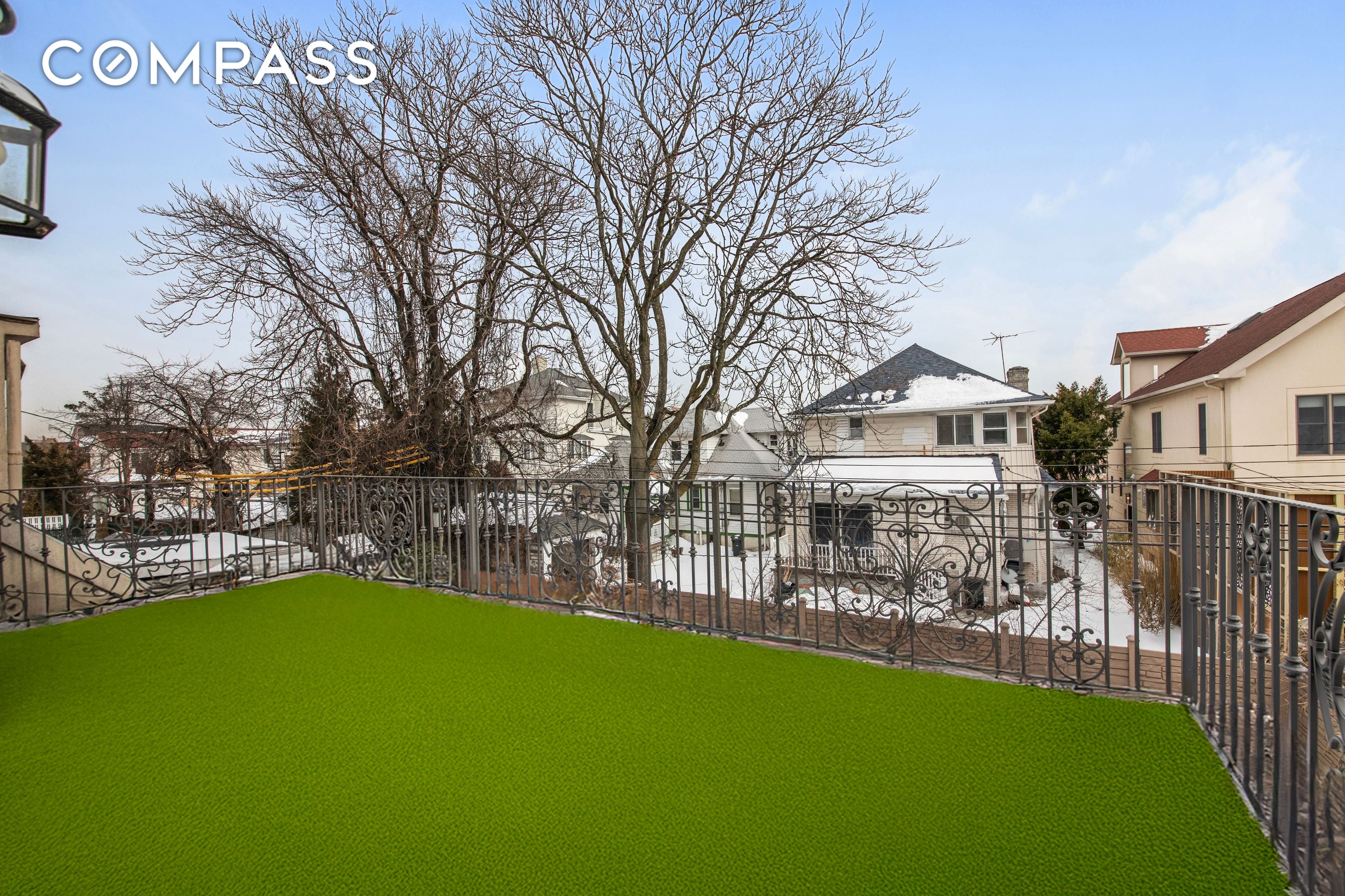 #13 photo, 153 Amherst Street, Manhattan Beach , NY 11235