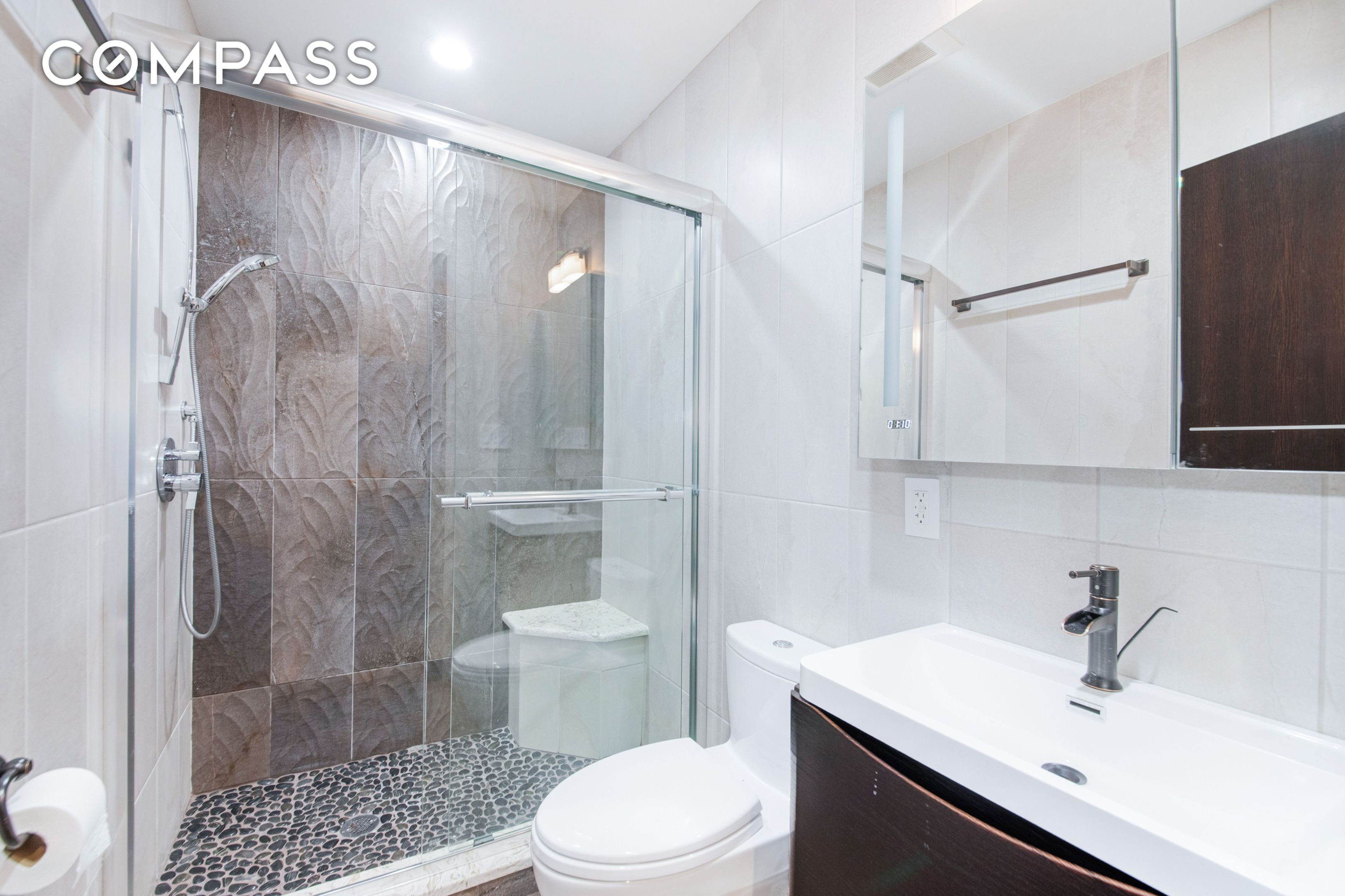 #16 photo, 153 Amherst Street, Manhattan Beach , NY 11235