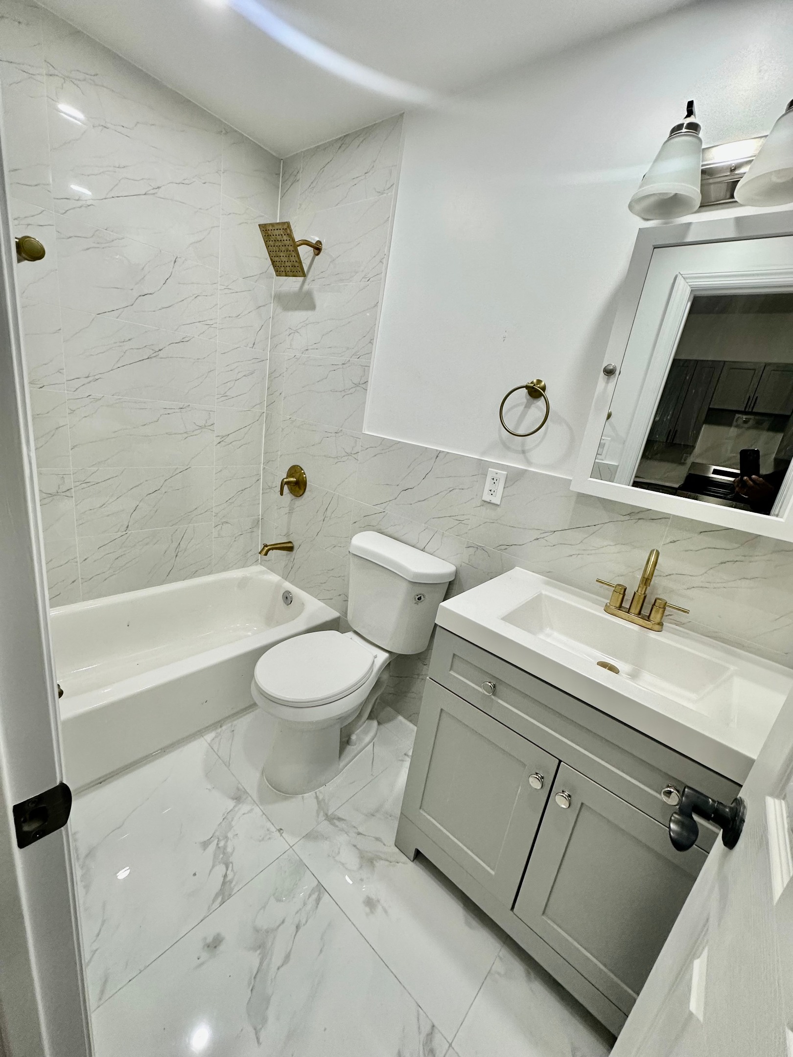 #5 photo, Brooklyn, הברונקס Bushwick , NY 11237