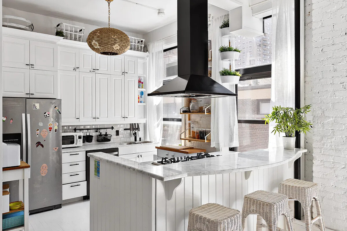 #5 photo, 30 E 10TH Street, Манхэттен ‖ Greenwich Village , NY 10003