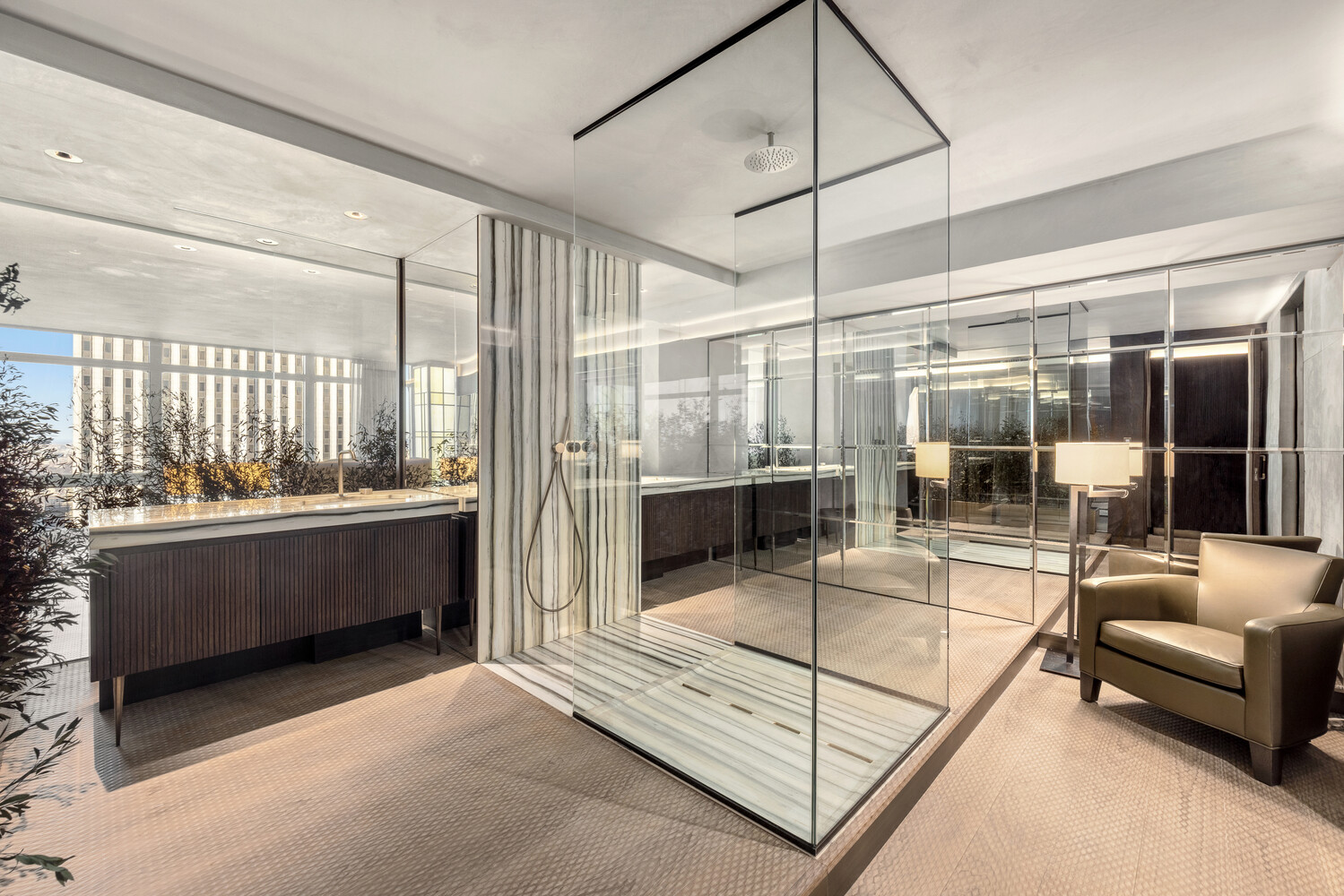 #13 photo, 721 5TH Avenue, Манхэттен ‖ Midtown East , NY 10022