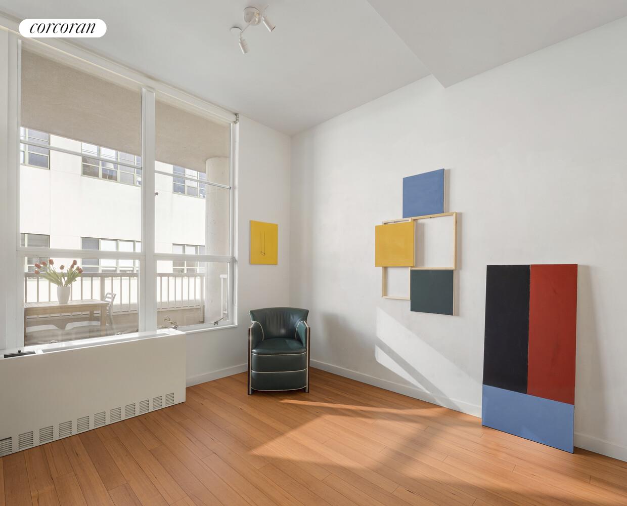 #13 photo, 184 KENT Avenue, Бруклин ‖ Williamsburg , NY 11249