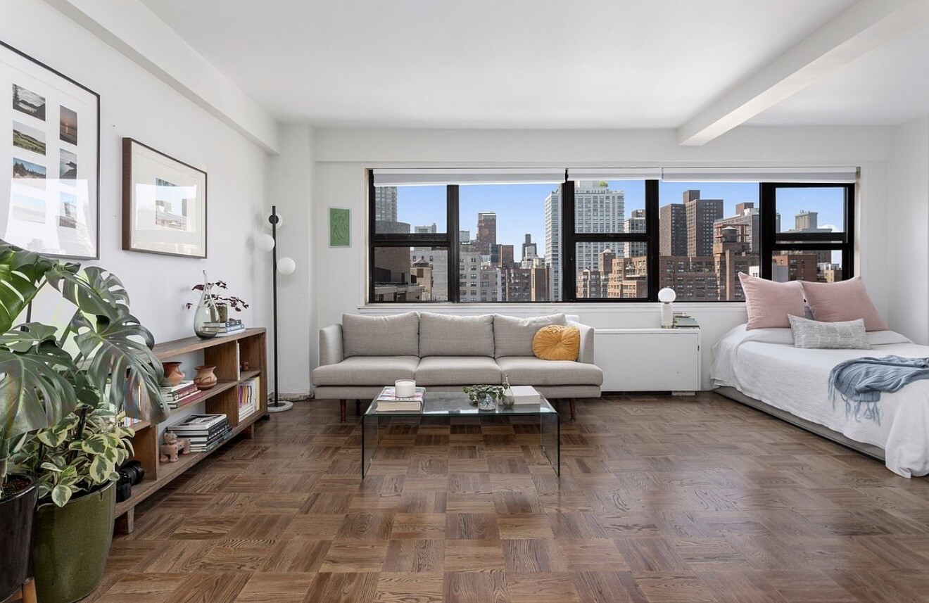 #1 photo, 345 E 69TH Street, Манхэттен ‖ Lenox Hill , NY 10021