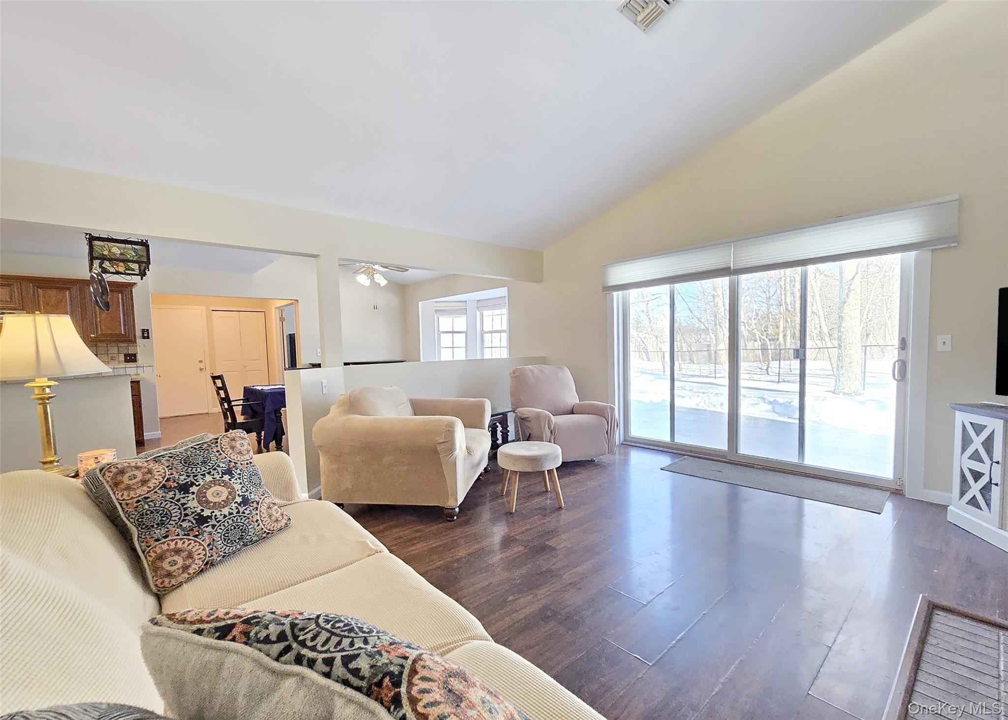 #11 photo, 29 Pine Street, Port Jefferson , NY 11776