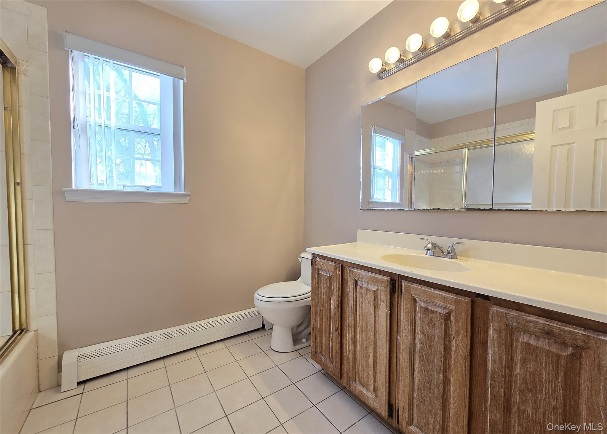 #14 photo, 29 Pine Street, Port Jefferson , NY 11776