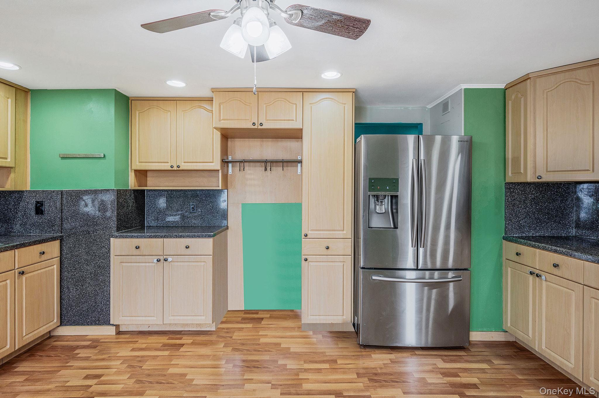 #14 photo, 6 Rugby Drive, מחוז סאפוק Shirley , NY 11967