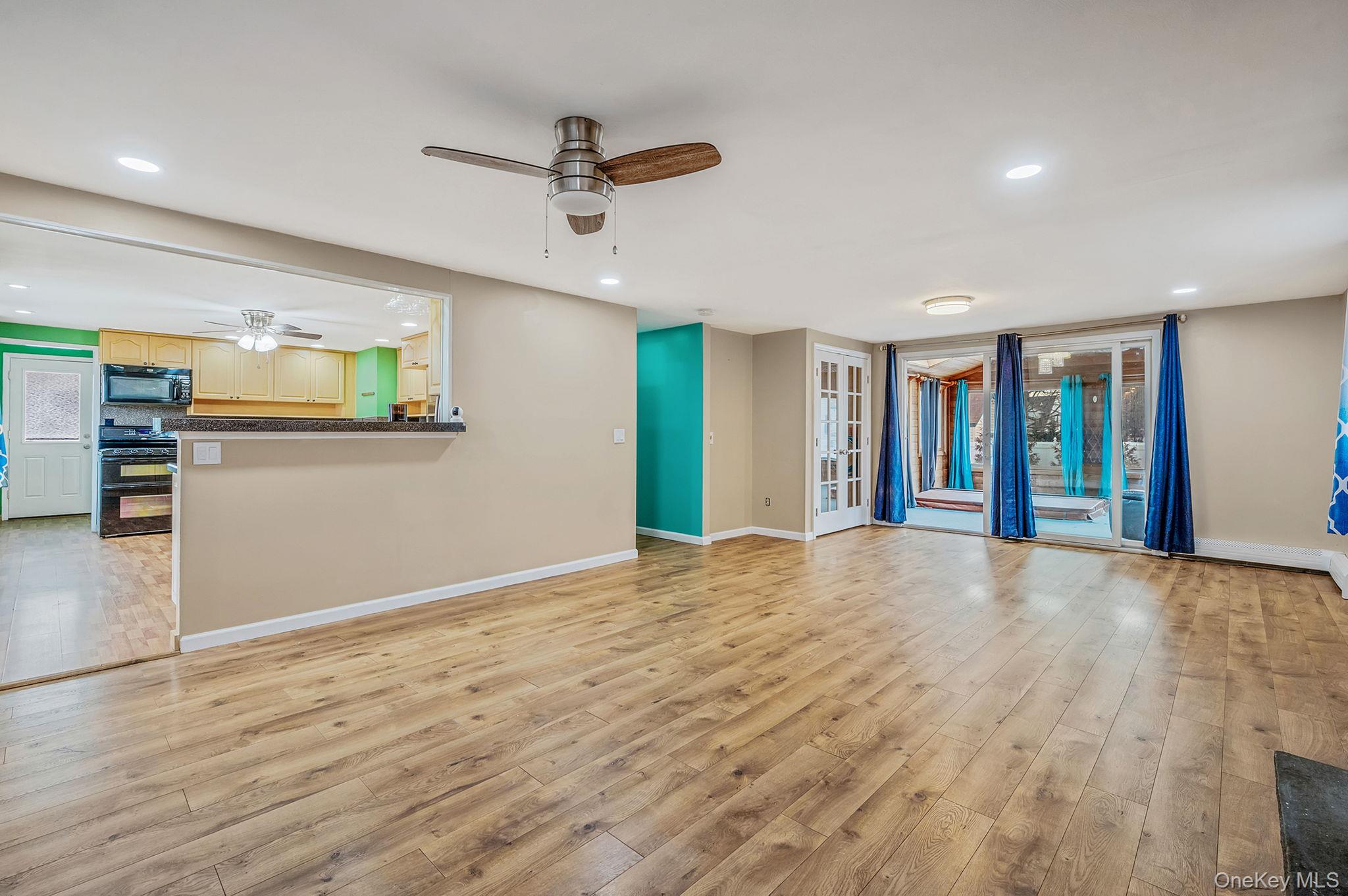 #15 photo, 6 Rugby Drive, מחוז סאפוק Shirley , NY 11967