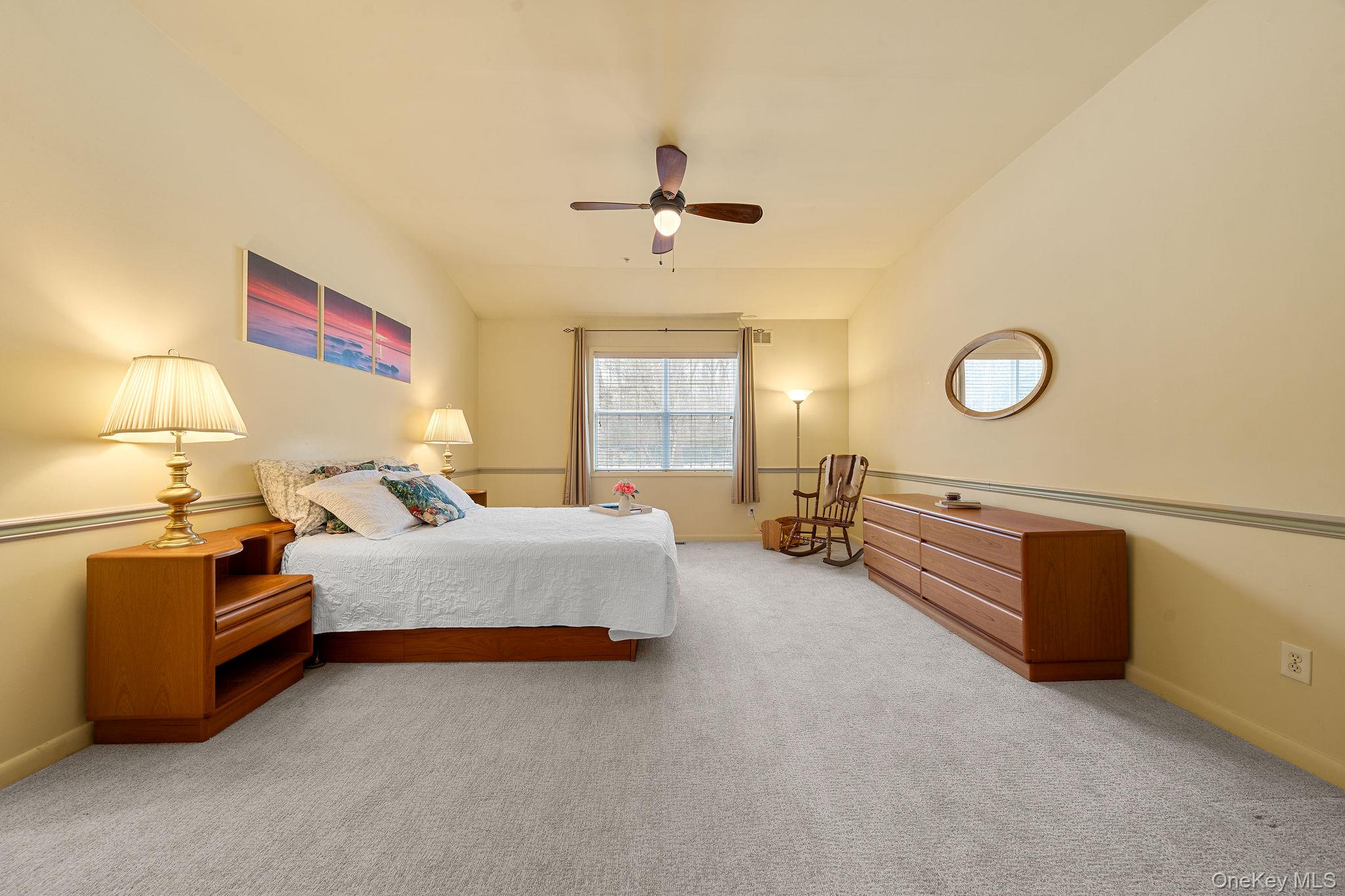 #15 photo, 75 Meadow Pond Circle, سوفولك Miller Place , NY 11764