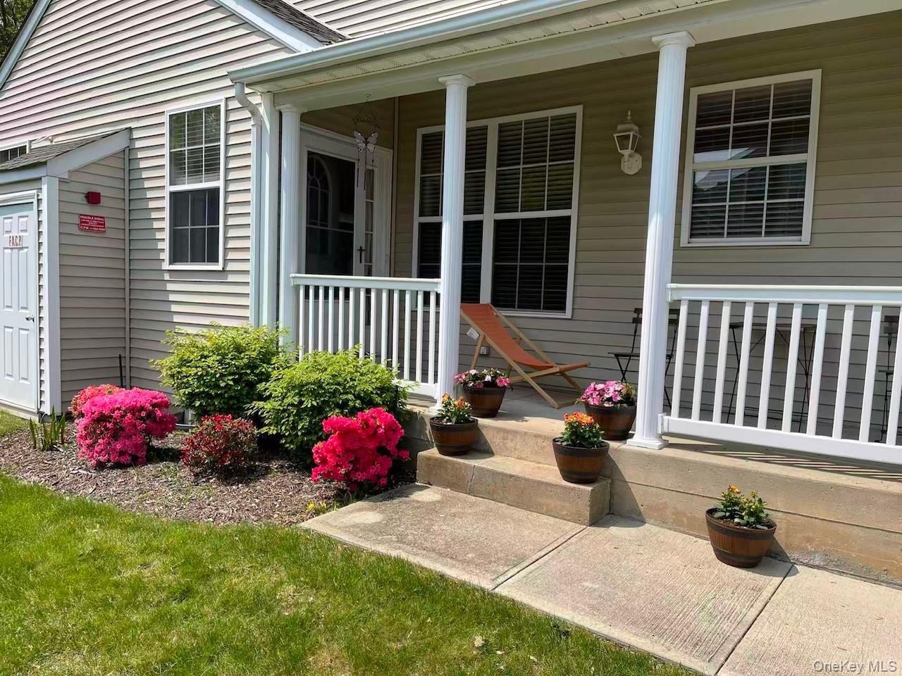 #2 photo, 75 Meadow Pond Circle, Саффолк ‖ Miller Place , NY 11764