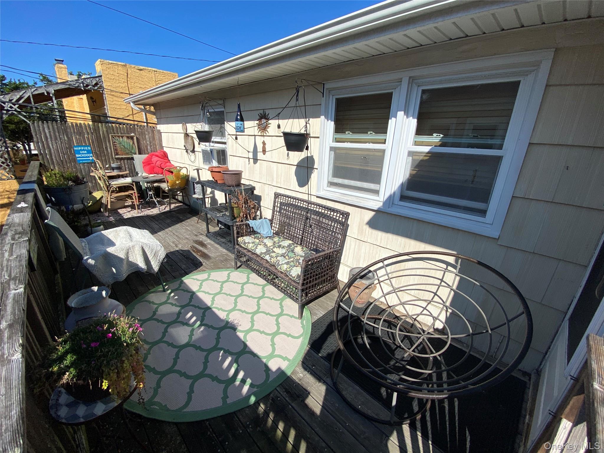 #17 photo, 133 Cleveland Avenue, नासाउ काउंटी Long Beach , NY 11561