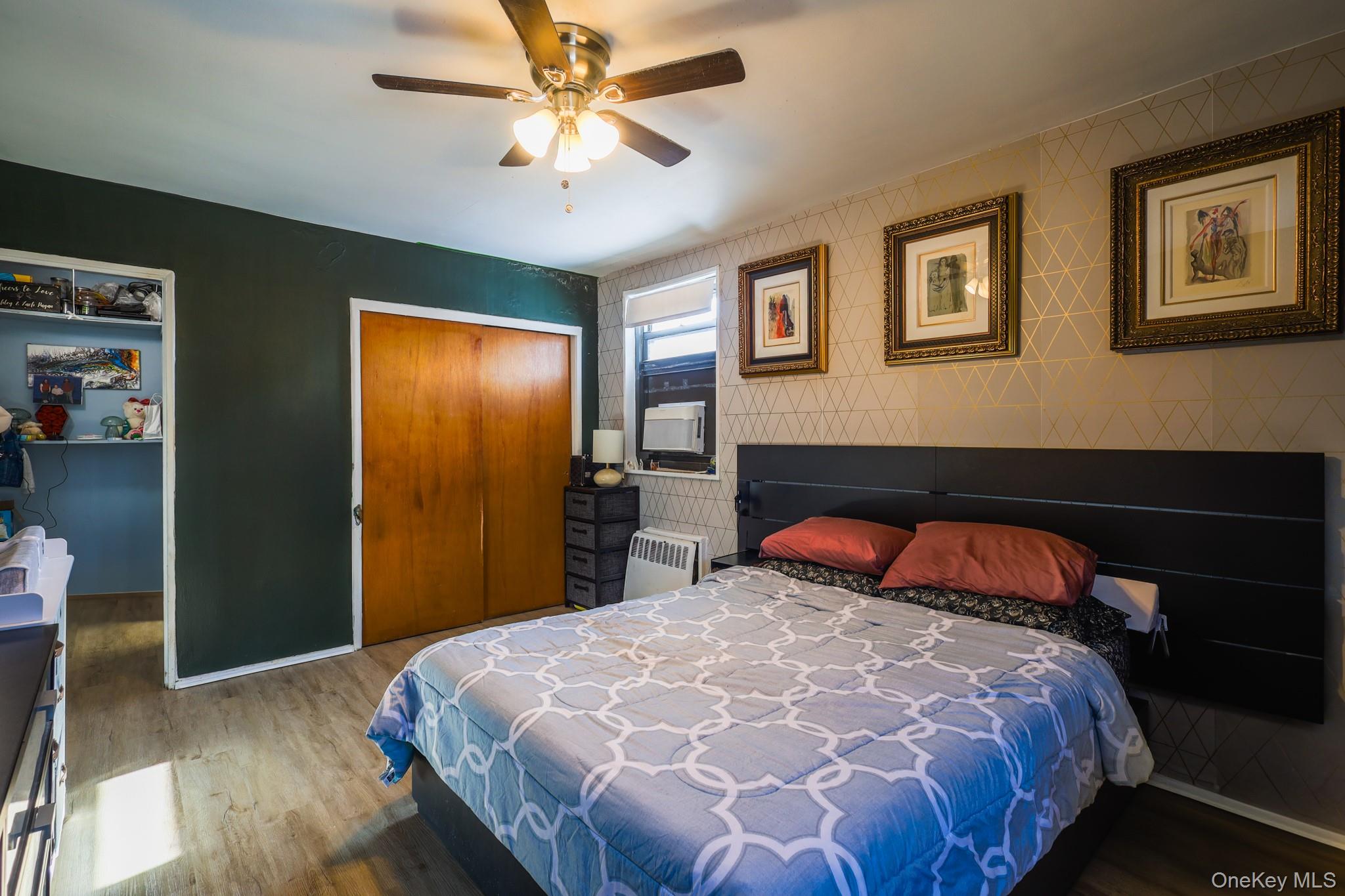 #11 photo, 201-02 19th Avenue, Bayside , NY 11360