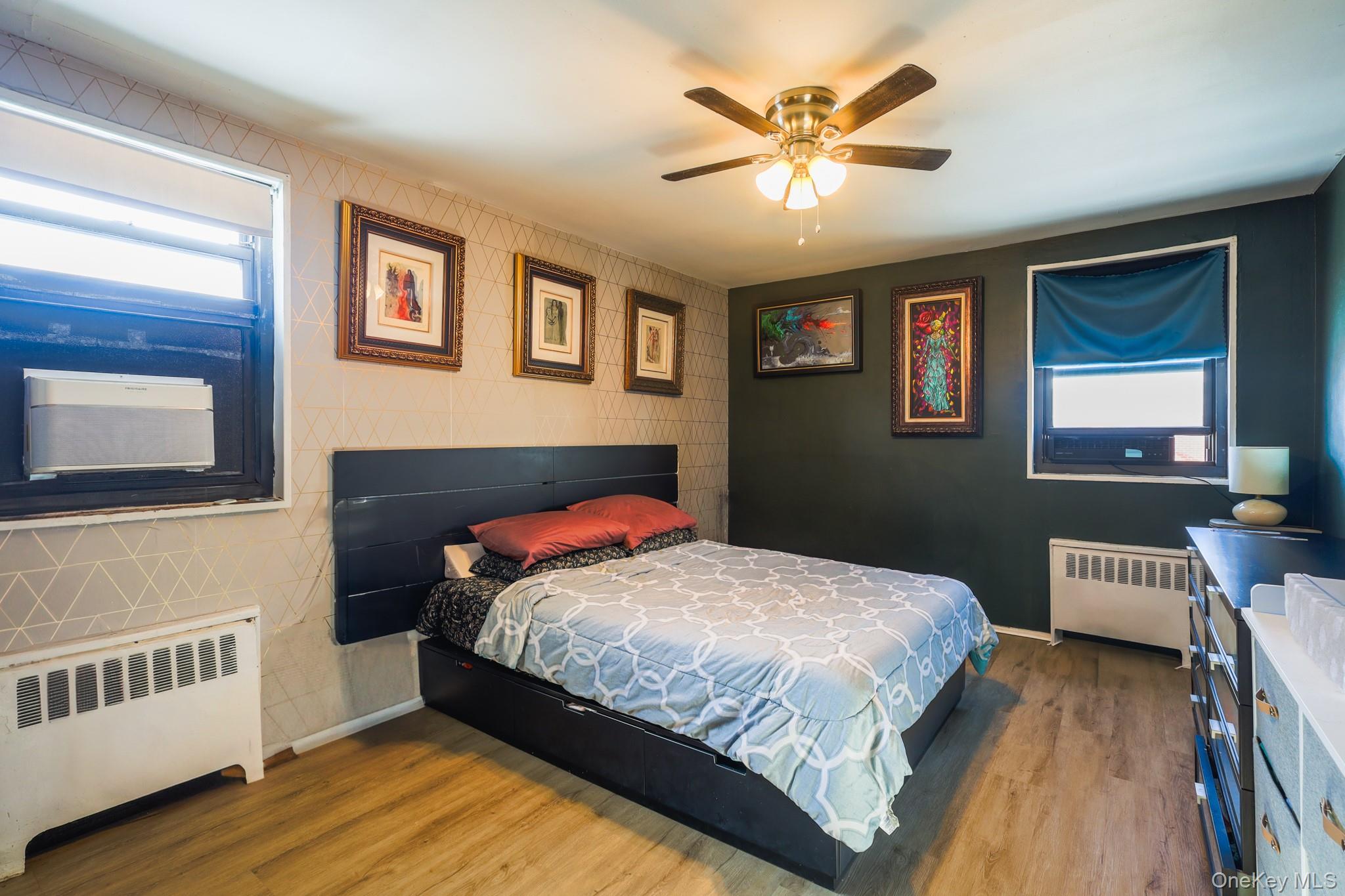 #9 photo, 201-02 19th Avenue, Bayside , NY 11360